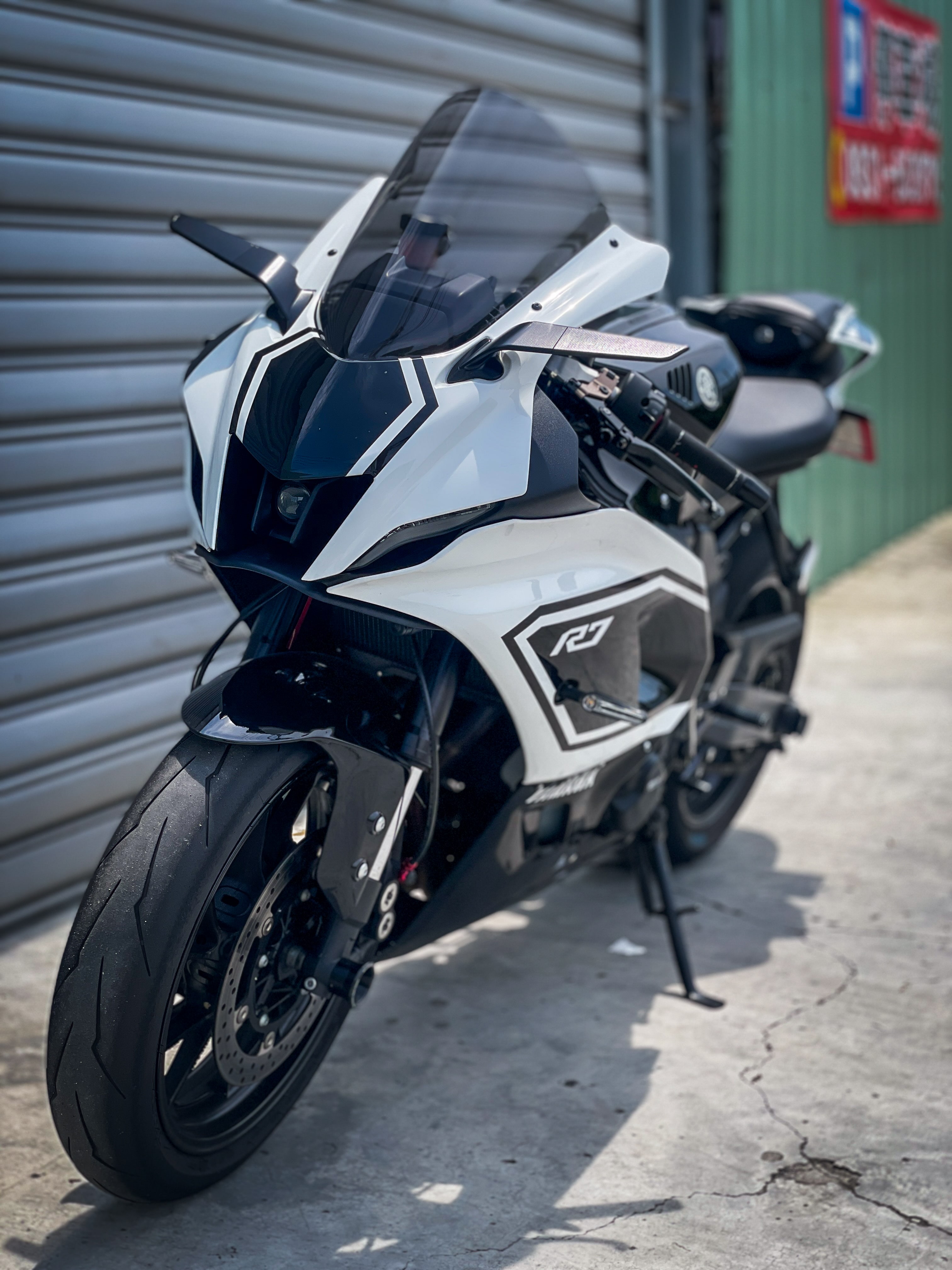 YAMAHA YZF-R7 - 中古/二手車出售中 2023 Yamaha YZF-R7 里程低 精品改 | 繪馬重型機車股份有限公司