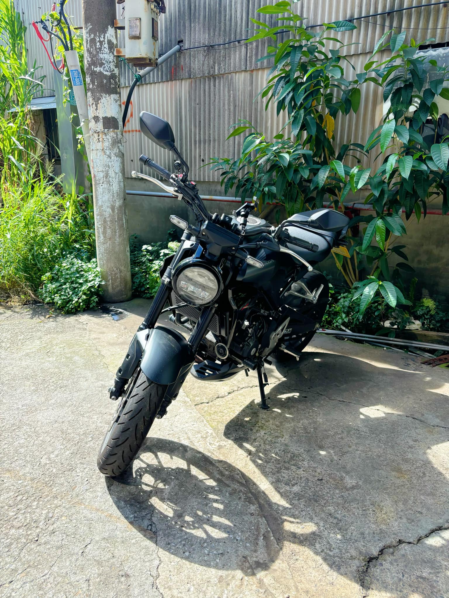 HONDA CB300R - 中古/二手車出售中 HONDA CB300R 有擋顯/滑離 台本車 | 個人自售