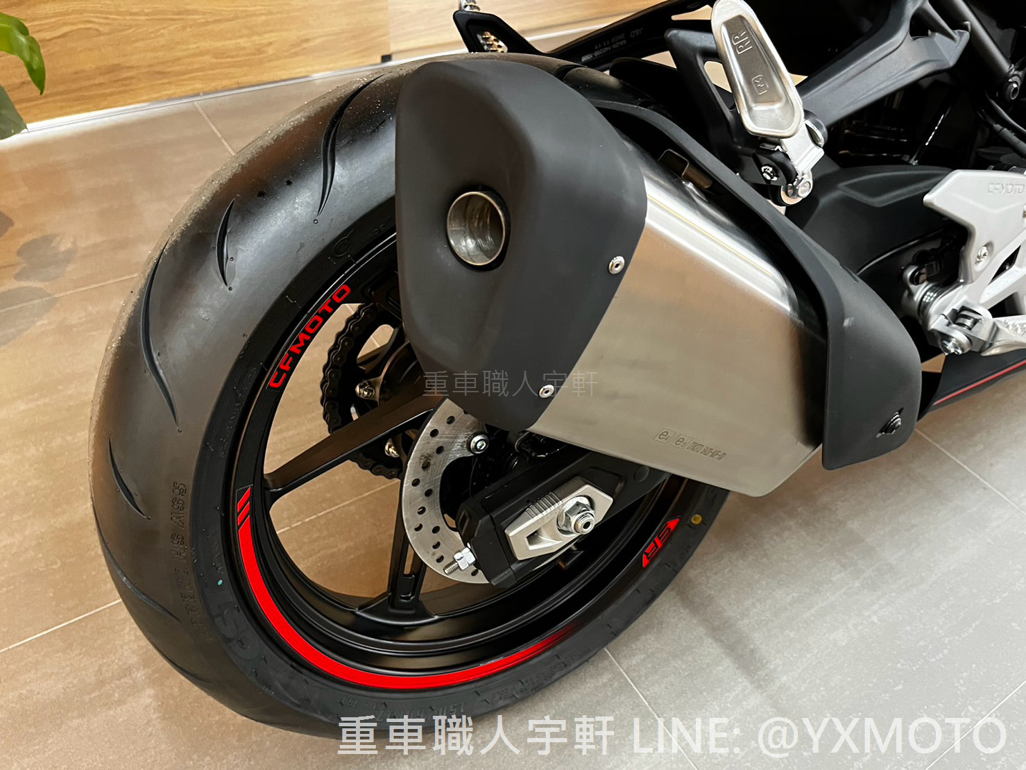 CFMOTO 450SR新車出售中 【重車職人宇軒】CFMOTO 450SR 銀黑紅 春風 總代理公司車 零利率實施中 | 重車銷售職人-宇軒 (敏傑)