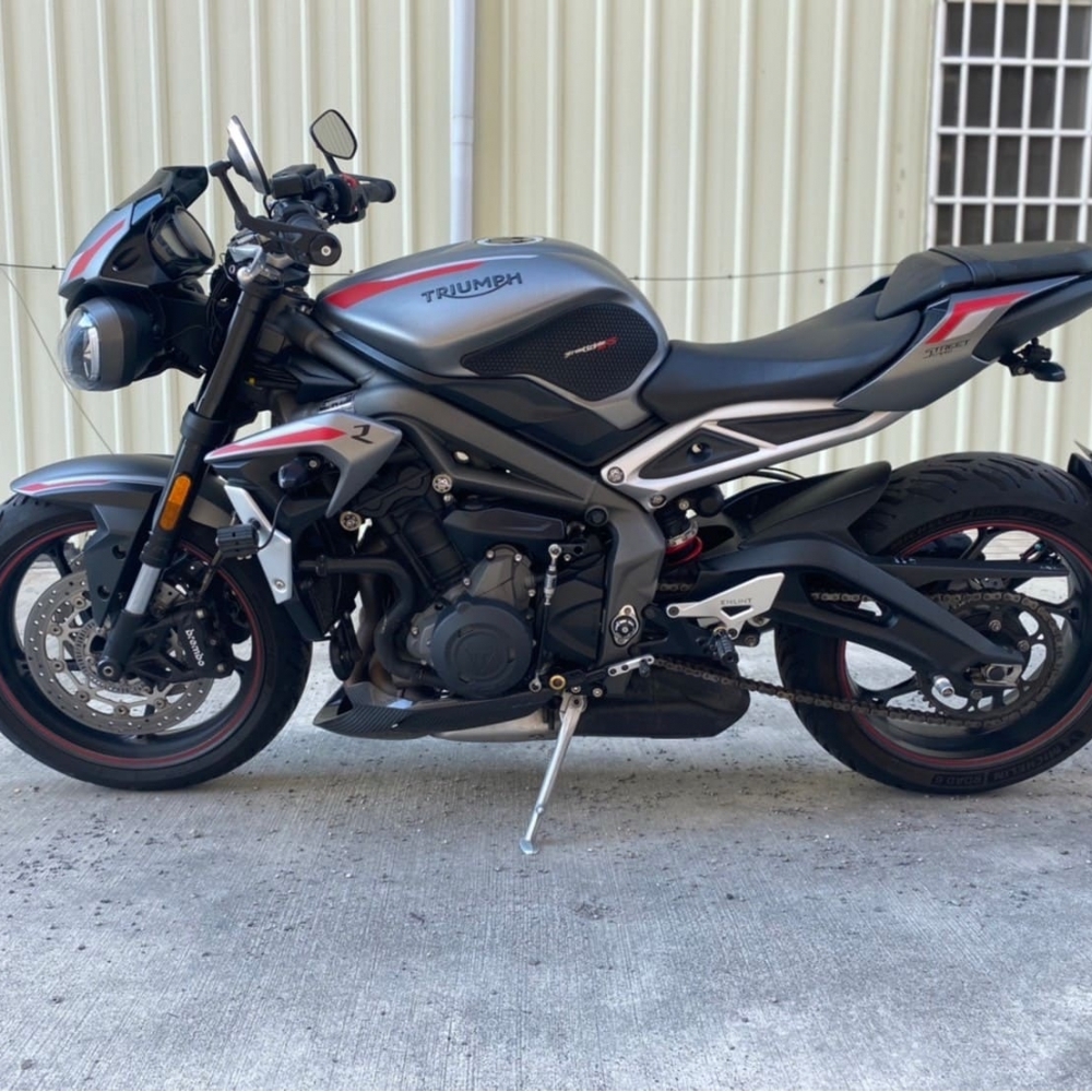 TRIUMPH DAYTONA MOTO2 765 - 中古/二手車出售中 【2021 TRIUMPH 765R 憤怒鳥大燈】 | 翊帆國際重車