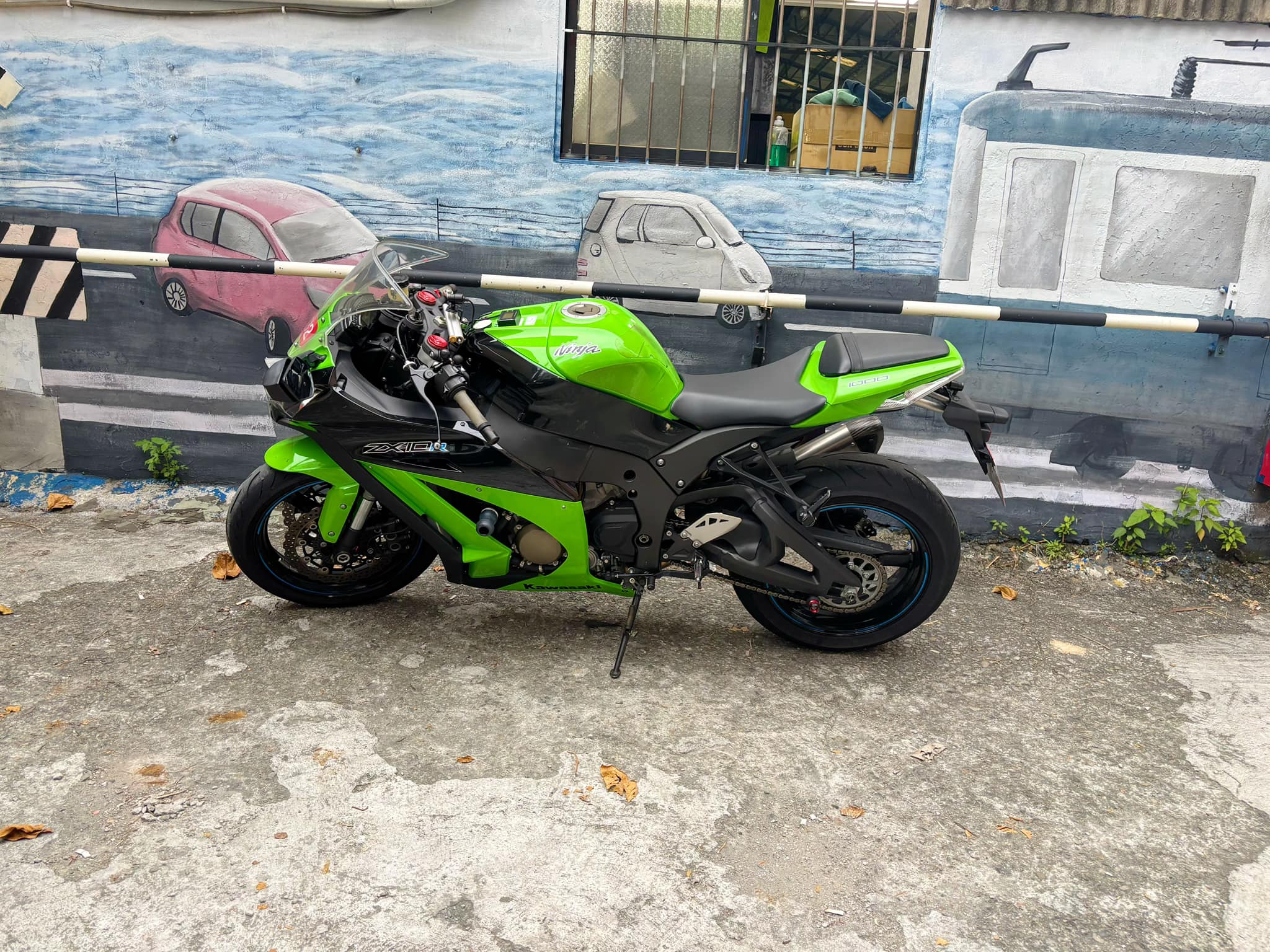 KAWASAKI NINJA ZX-10R - 中古/二手車出售中 KAWASAKI ZX10R | 個人自售