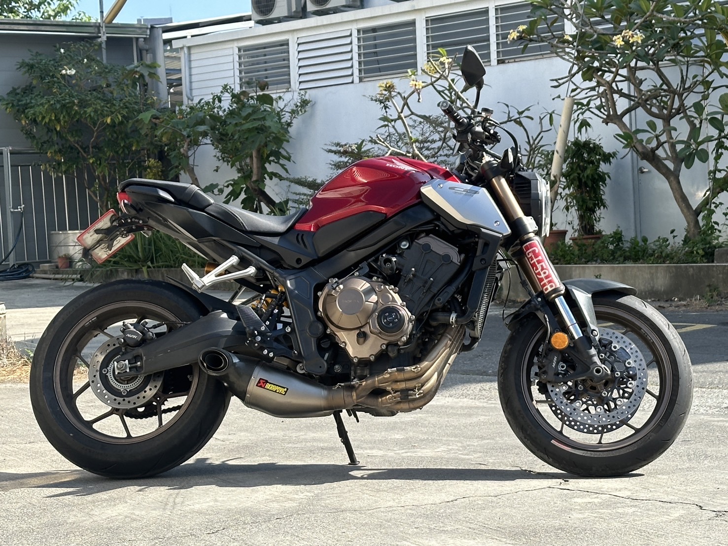 HONDA CB650R - 中古/二手車出售中 CB650R(合格鈦蠍 歐老師） | YSP 建興車業