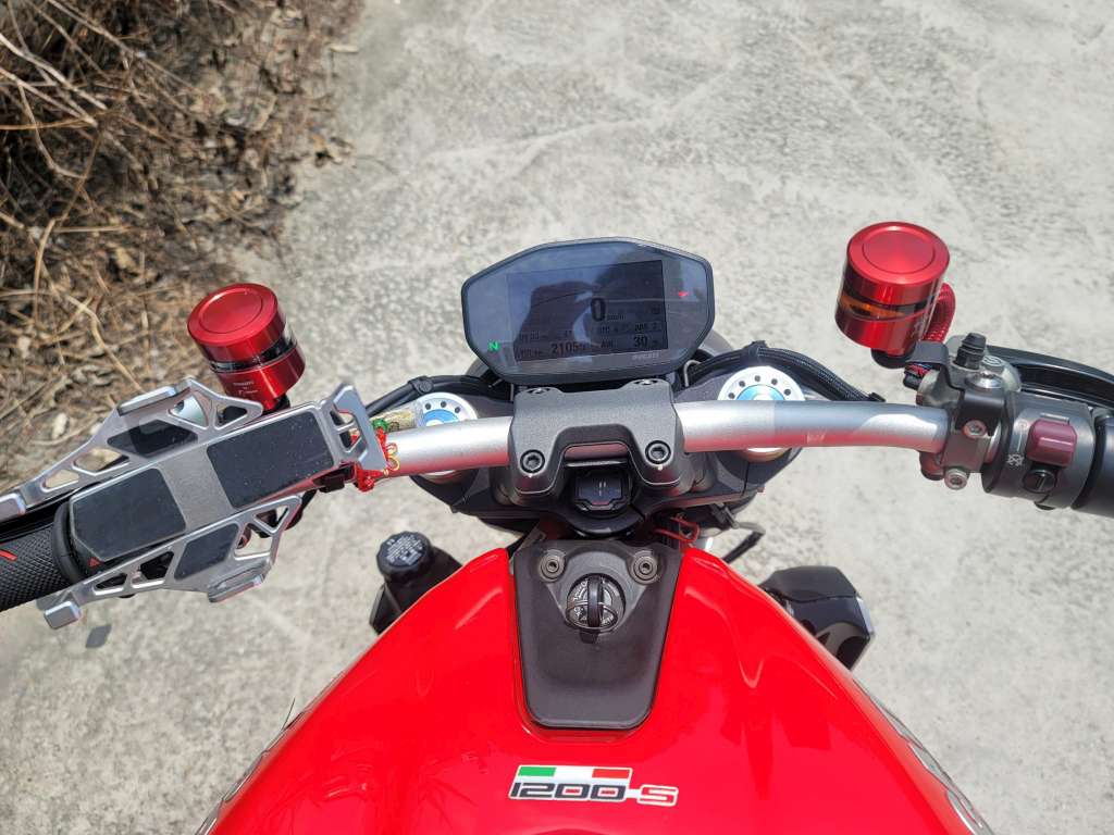 DUCATI MONSTER 1200S - 中古/二手車出售中 15年 DUCATI MONSTER 1200S | 個人自售