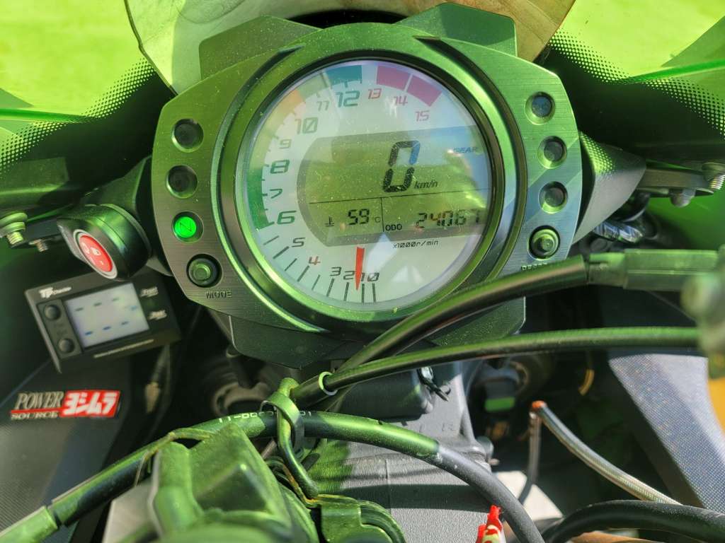 KAWASAKI NINJA ZX-10R - 中古/二手車出售中 KAWASAKI ZX10R  | J.C.重車