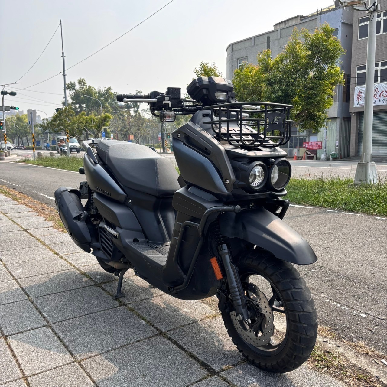 山葉 BWS 125 - 中古/二手車出售中 《高雄二手機車》2022 山葉 水冷BWS 125 #5726 #可試車/二手機車/流行車款/現況特惠快速交車 | 貳輪嶼二手機車行-高雄店/中古重機收購/gogoro買賣推薦/線上估價立刻加Line:@motor888 （台南、屏東也有到府收購）