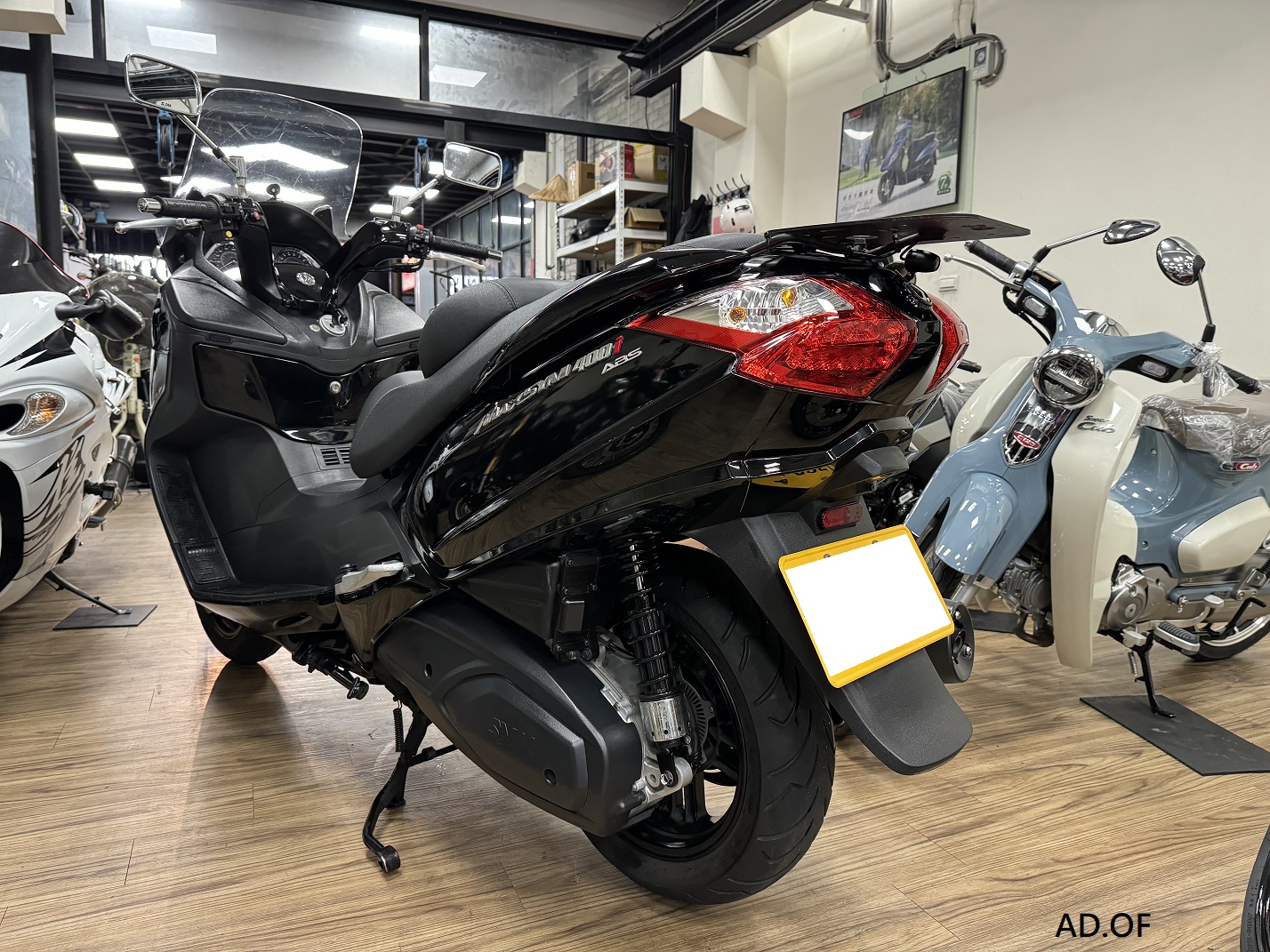 三陽 MAXSYM 400i - 中古/二手車出售中 【新竹長龍車業】SYM 三陽 MAXSYM 400i ABS 里程22478KM | 新竹長龍車業行