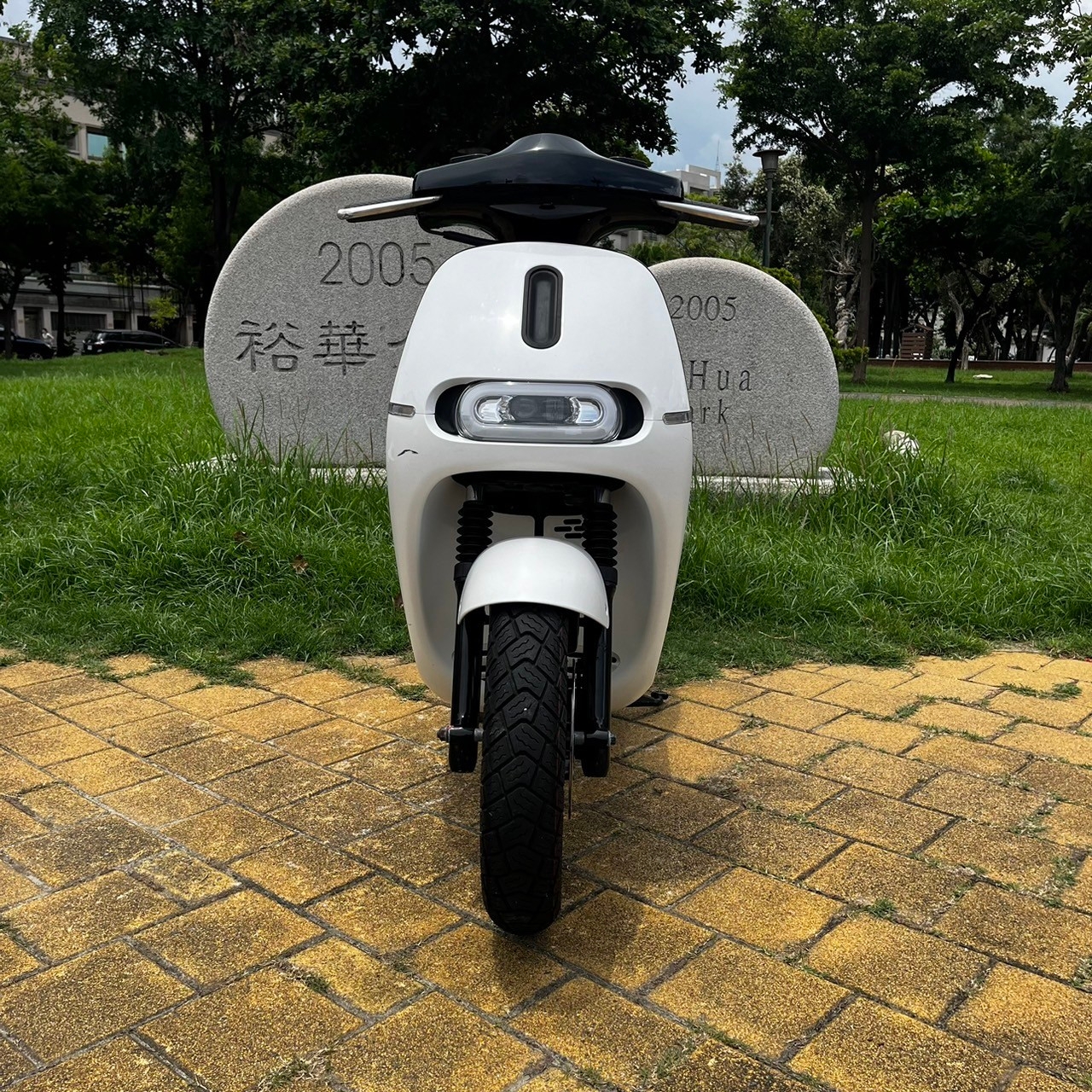 Gogoro Gogoro 2 Plus - 中古/二手車出售中 2018 GOGORO 2 PLUS #8380 現況販售 | 貳輪嶼中古機車專賣-台南店