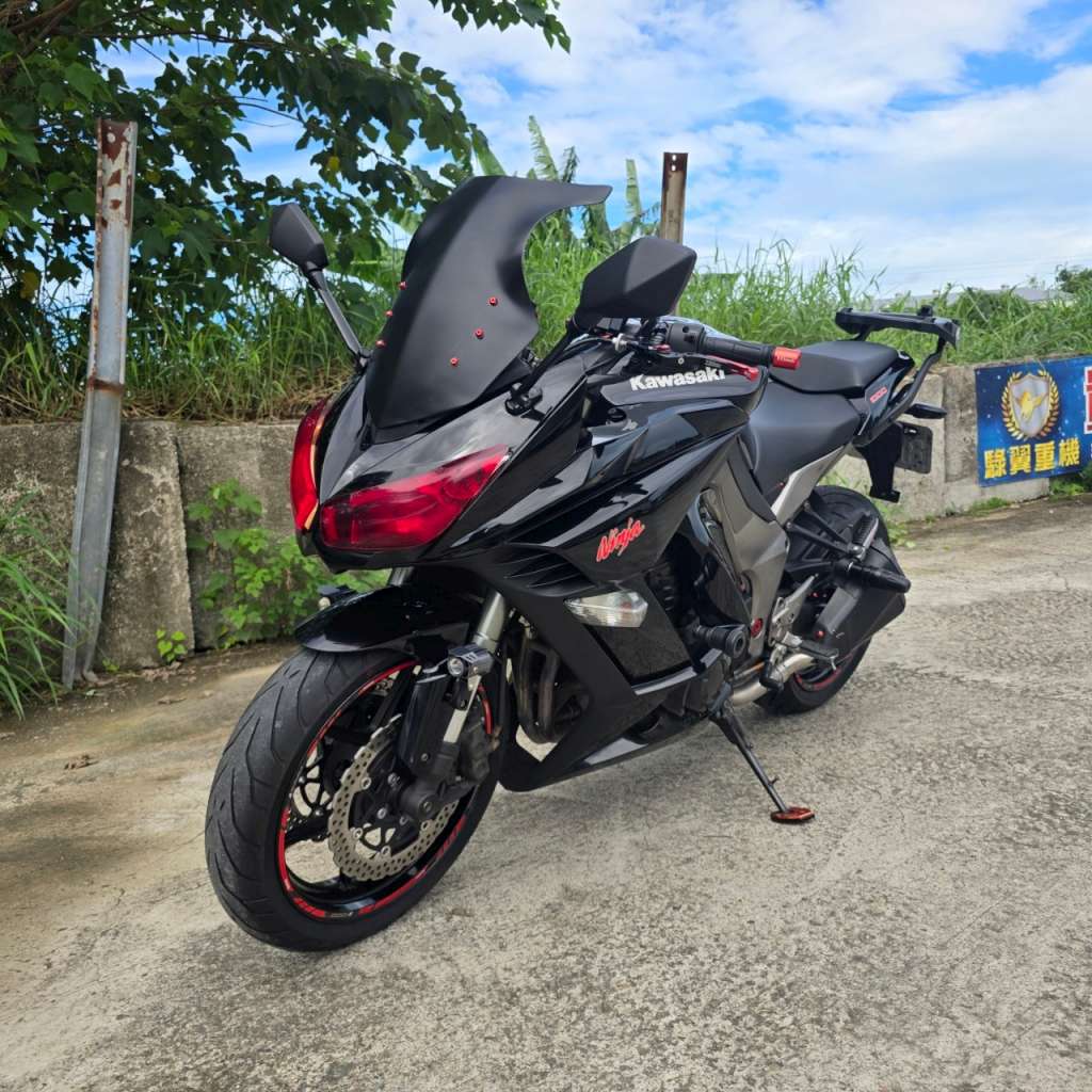 KAWASAKI Z1000 - 中古/二手車出售中 2011年 KAWASAKI Z1000SX | T.M二輪重機