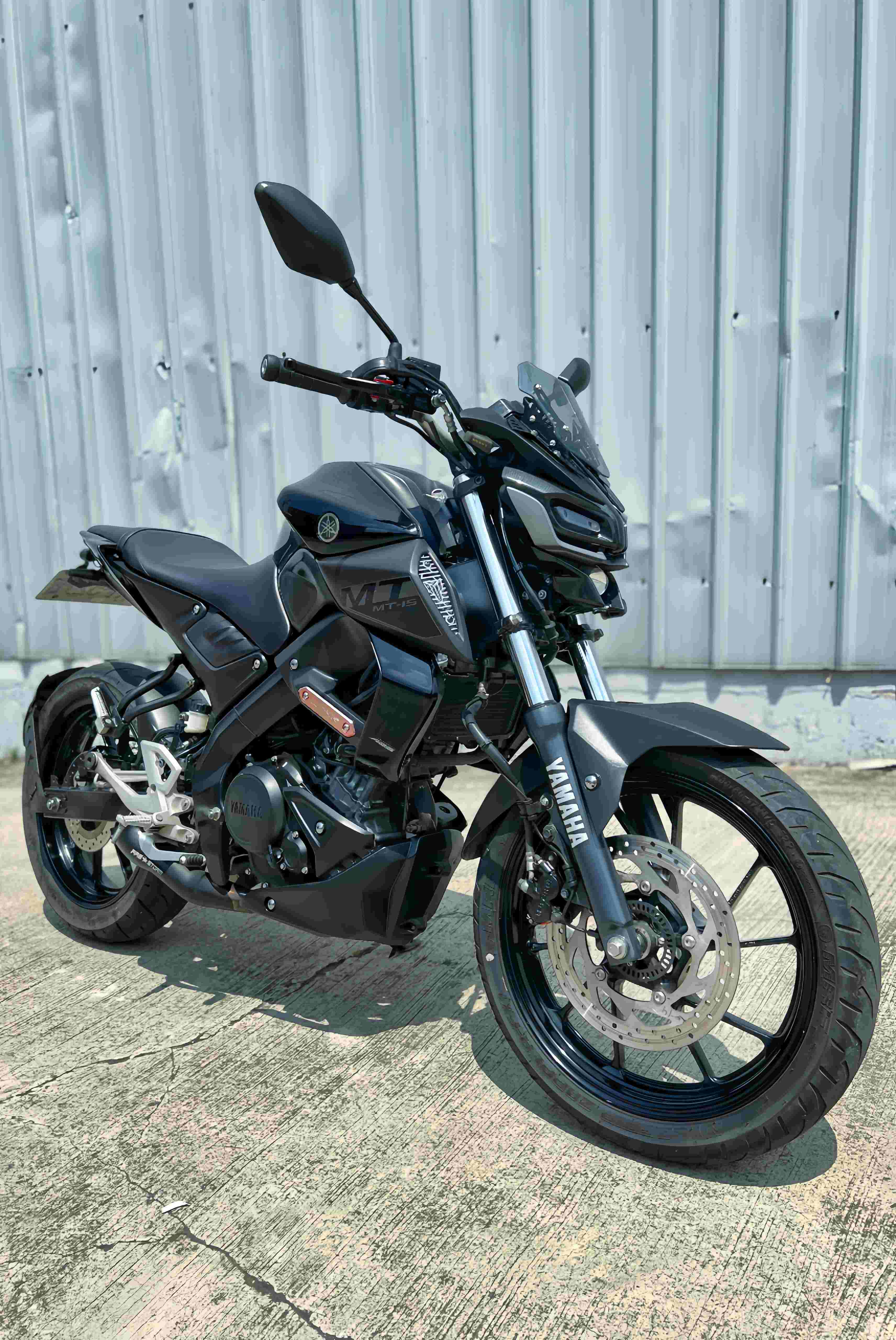 【阿宏大型重機買賣】YAMAHA MT-15 - 「Webike-摩托車市」 2019年 MT-15 闇黑色系 視覺100% 碳纖維車頭罩 FIRE STORM 排氣管