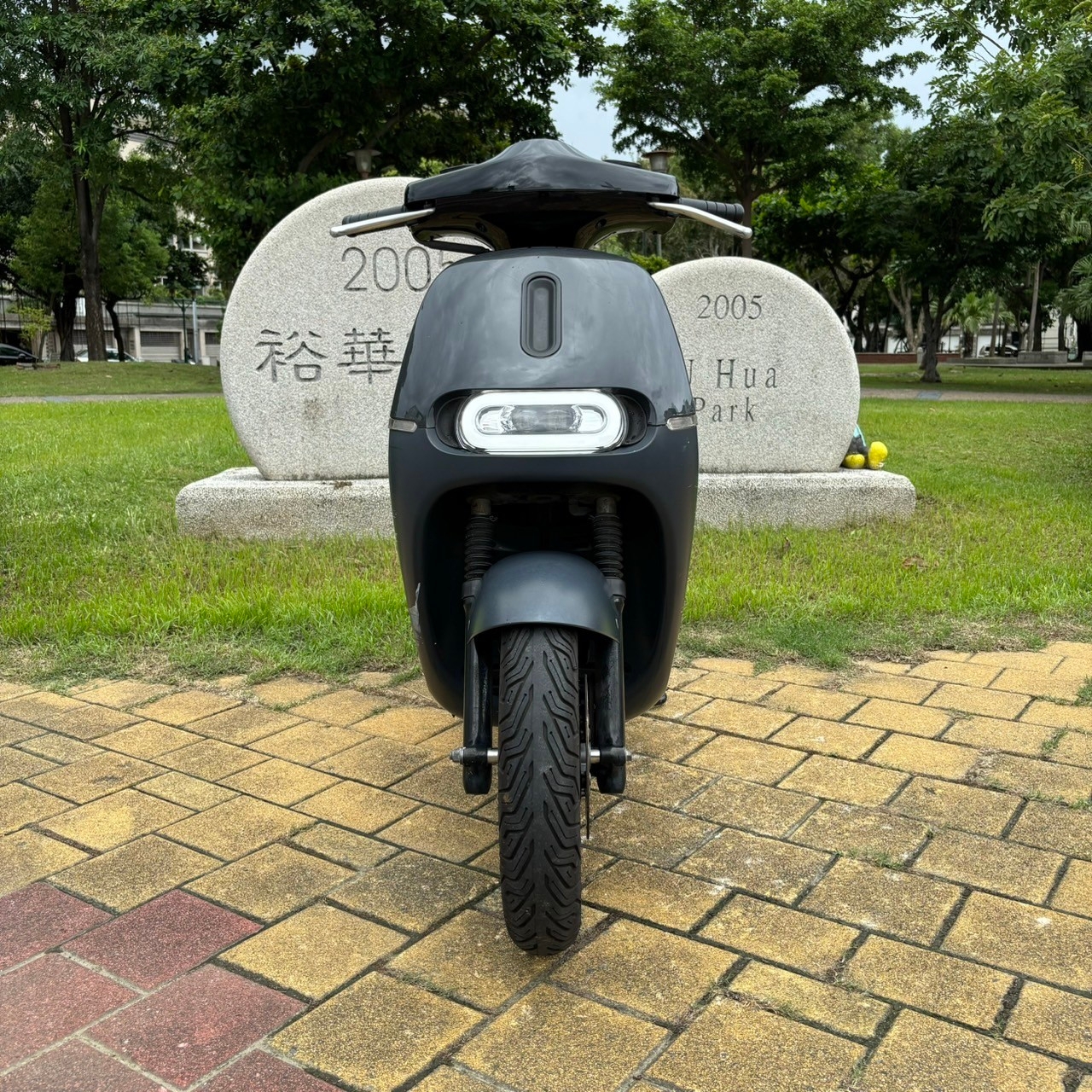 Gogoro Gogoro 2 Plus - 中古/二手車出售中 2019 GOGORO 2 PLUS #2698 現況販售 | 貳輪嶼中古機車專賣-台南店