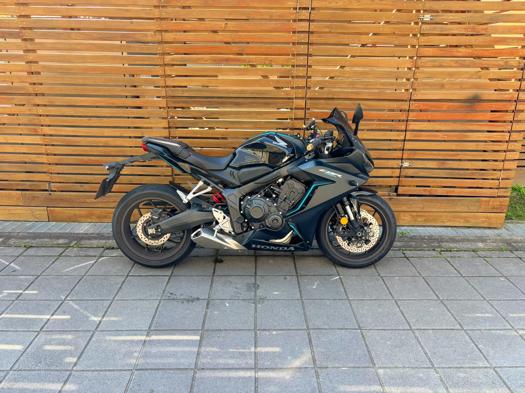 HONDA CBR650R - 中古/二手車出售中 HONDA CBR650R 台本車 | 個人自售