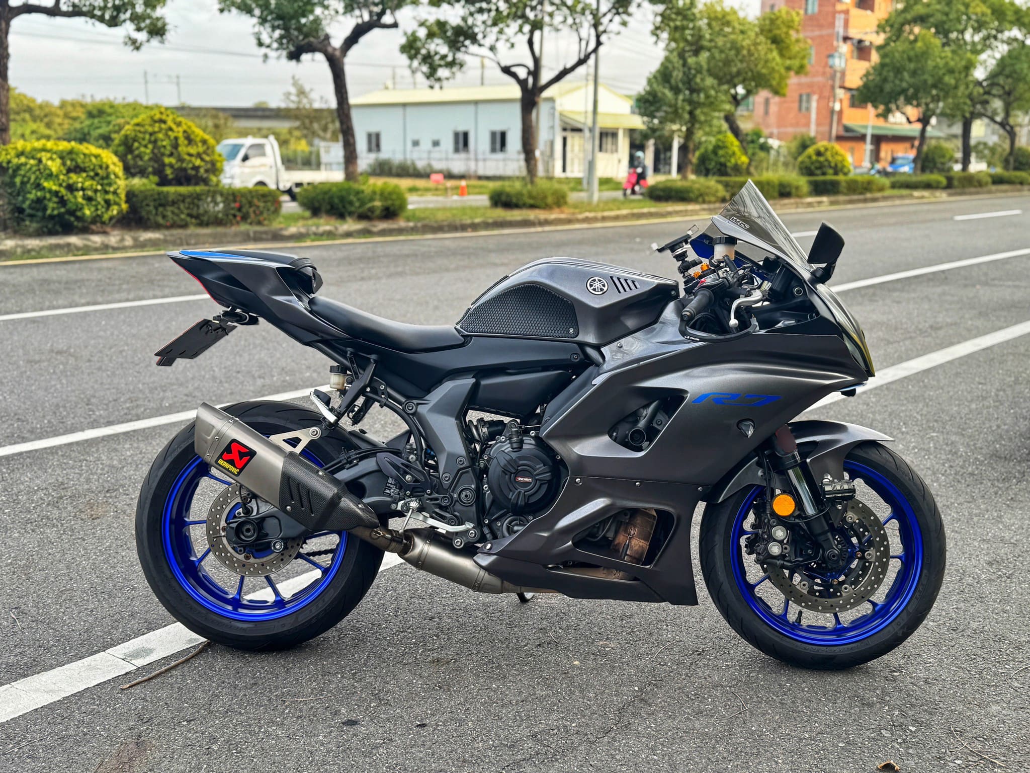 YAMAHA YZF-R7 - 中古/二手車出售中 2022年 YAMAHA YZF-R7/0元交車/分期貸款/車換車/線上賞車/到府交車 | 翊帆國際重車