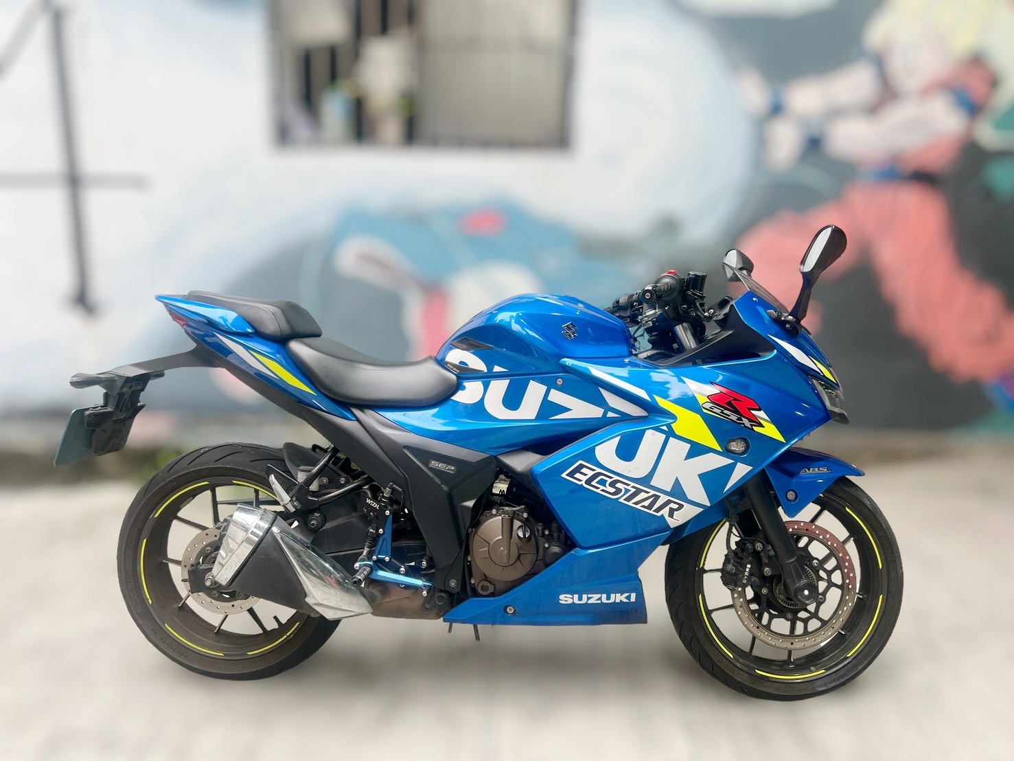 【大蔡】SUZUKI GIXXER 250 SF - 「Webike-摩托車市」 SUZUKI GIXXER SF 250