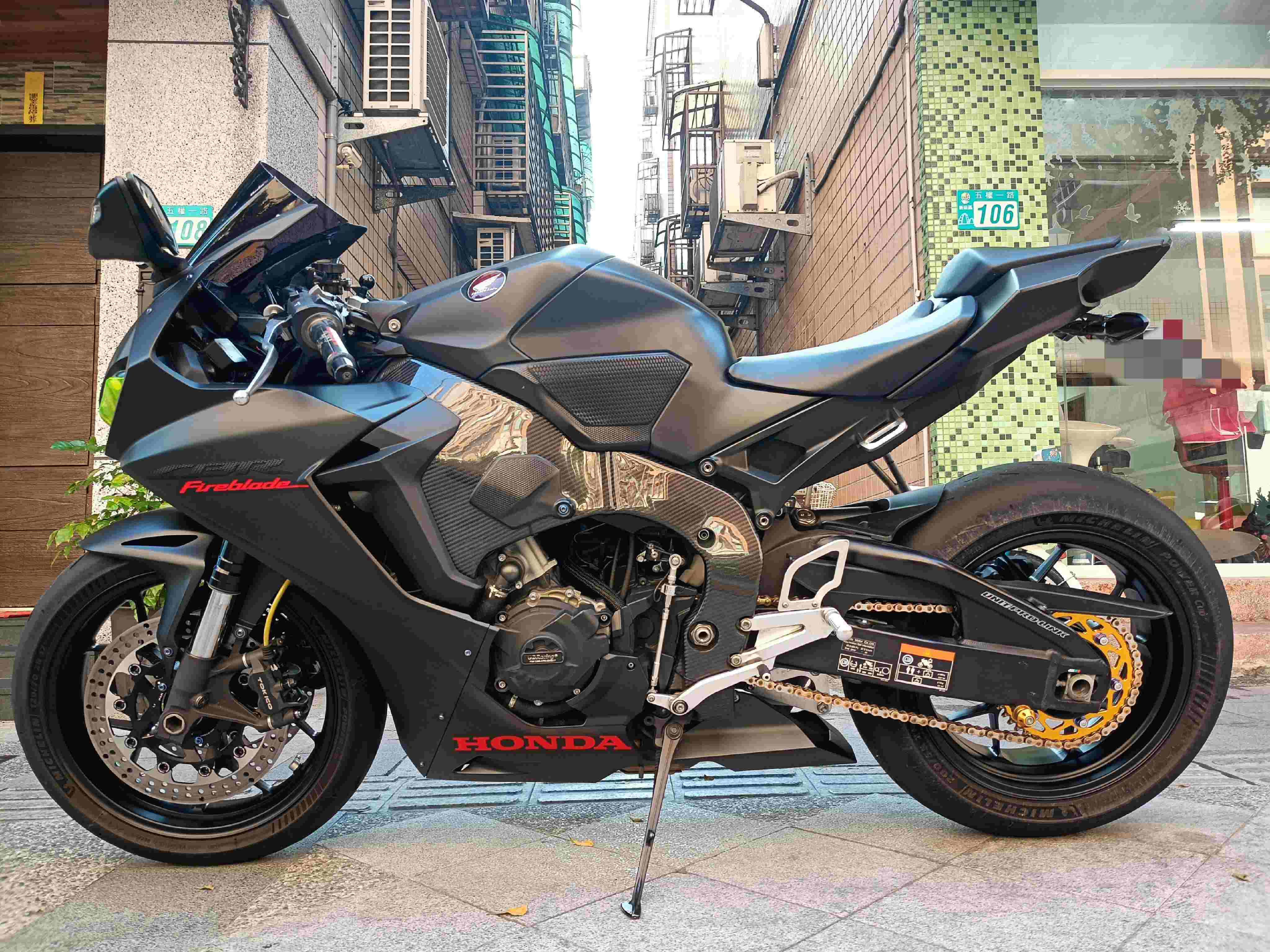 【個人自售】HONDA CBR1000RR Fire Blade - 「Webike-摩托車市」 Honda CBR1000RR SC77 ABS HSTC 選配QSS快排系統