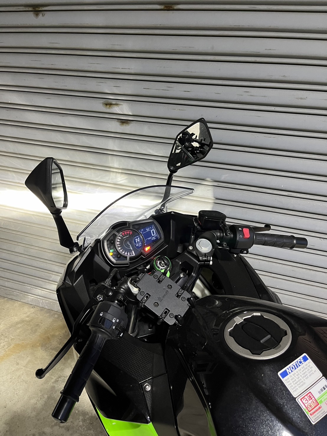 KAWASAKI NINJA400 - 中古/二手車出售中 NINJA400 忍四 里程不高 車況極佳 資料齊全 | 個人自售