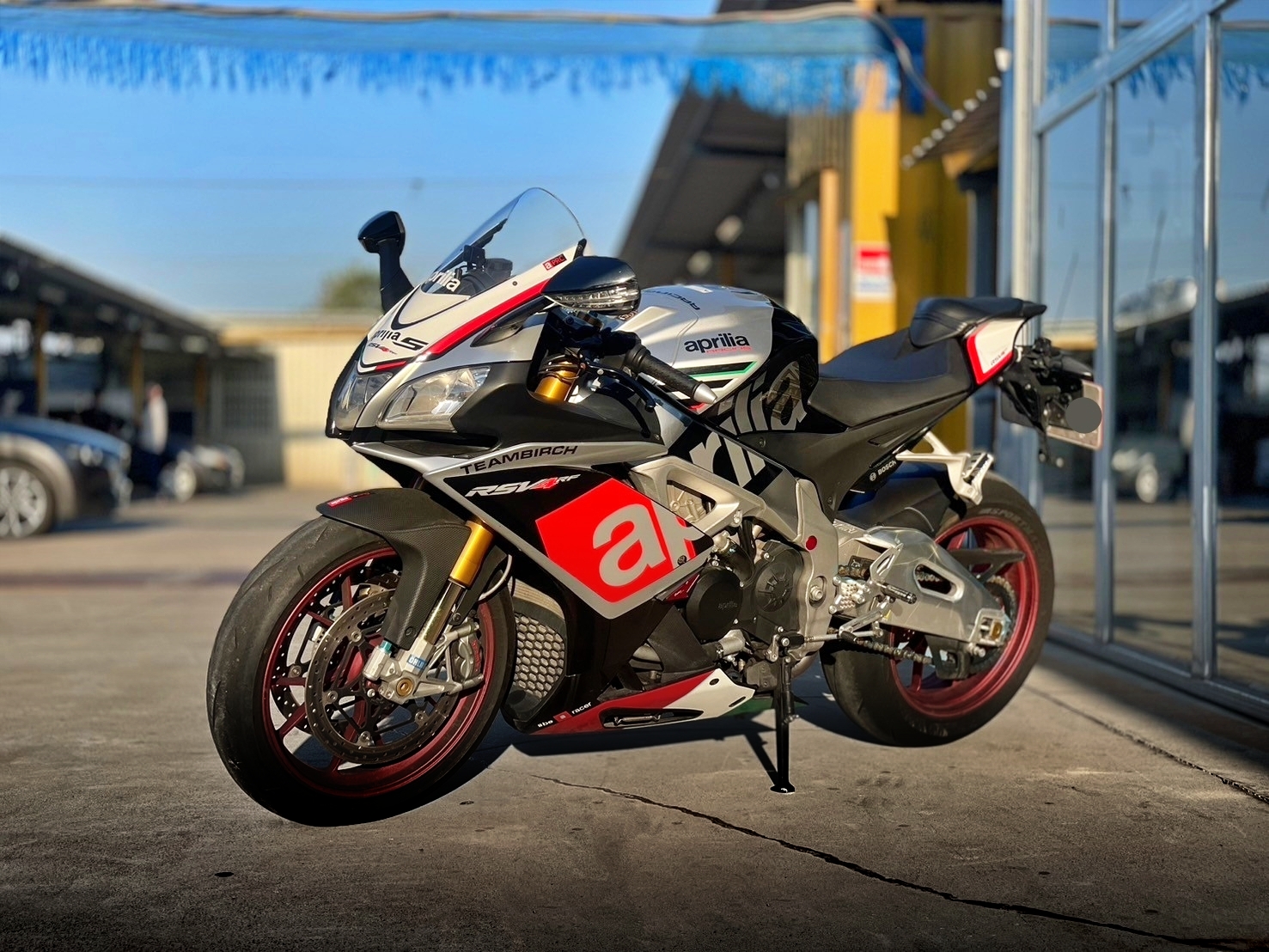 APRILIA RSV4 RF - 中古/二手車出售中 RSV4 RF義大利獅王 三歐三B鎂框全電控 CP值最高暴力神車  | 武士重機-阿良