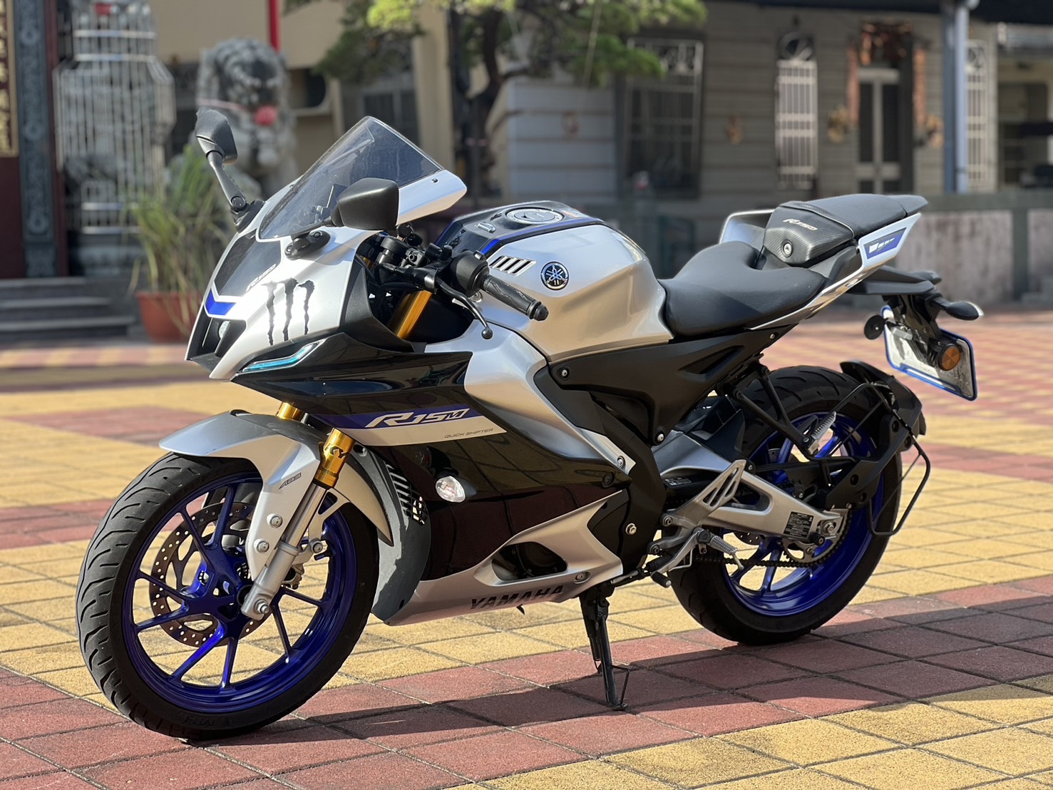 yamaha r15 250cc price