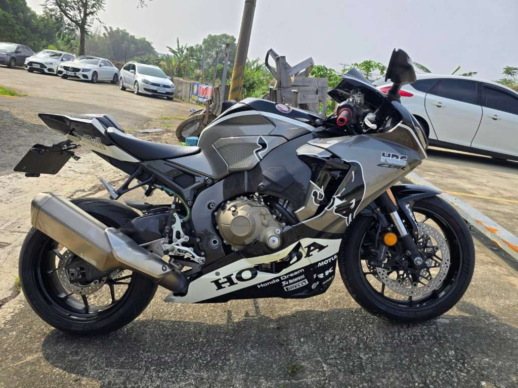 HONDA  CBR1000RR ABS SC77 - 中古/二手車出售中 [出售] 2018年 HONDA CBR1000RR ABS SC77 | 老爹重機