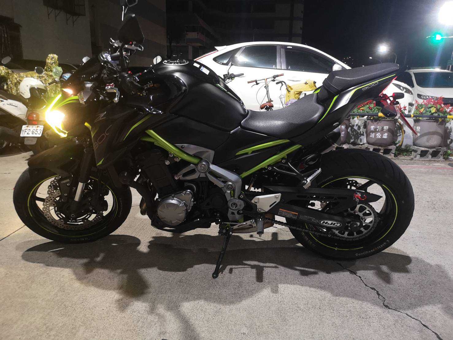 【個人自售】KAWASAKI GPZ900R - 「Webike-摩托車市」 2018KAWASAKI ZR900 ABS 改裝勁車 少騎