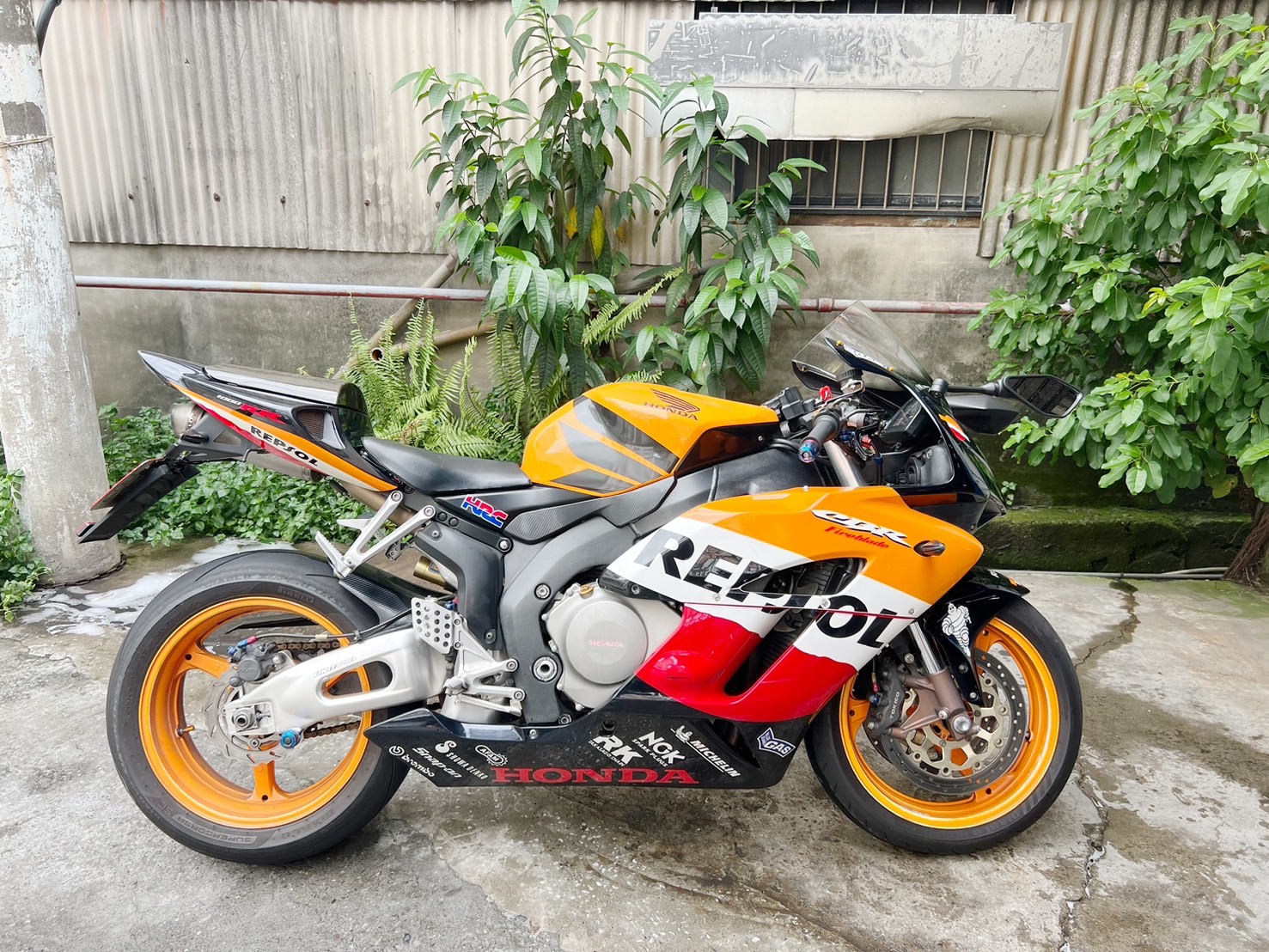 HONDA CBR1000RR Fire Blade - 中古/二手車出售中 HONDA CBR1000RR | 大蔡