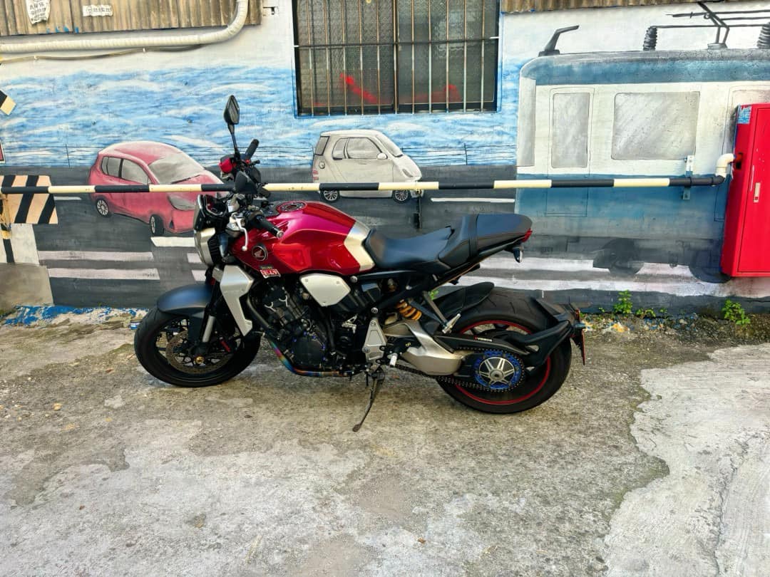 HONDA CB1000R - 中古/二手車出售中 HONDA CB1000R 台本車 | 個人自售