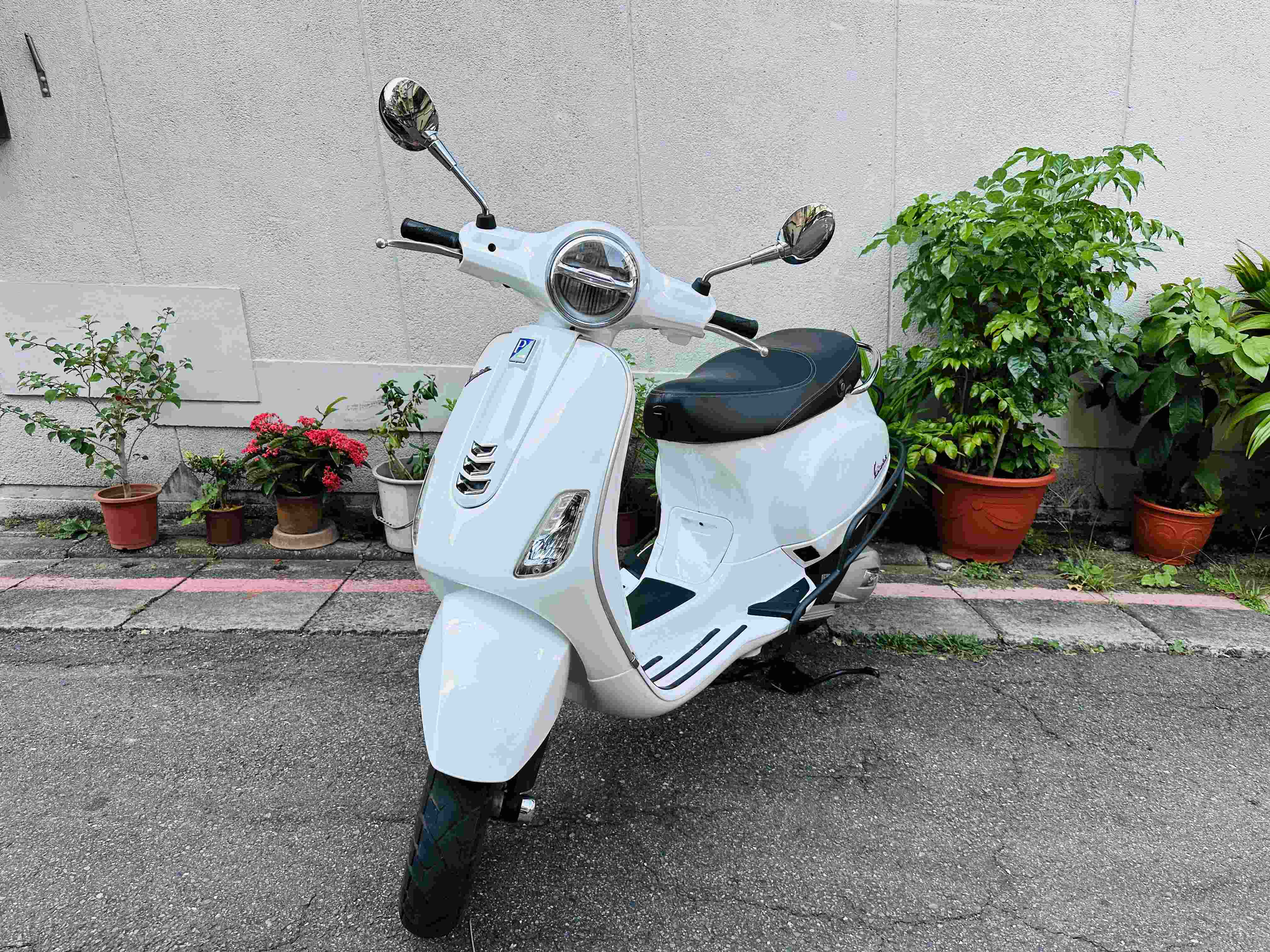 【輪泰車業】VESPA LX125 - 「Webike-摩托車市」 Vespa LX125 2021 i-get 偉士牌