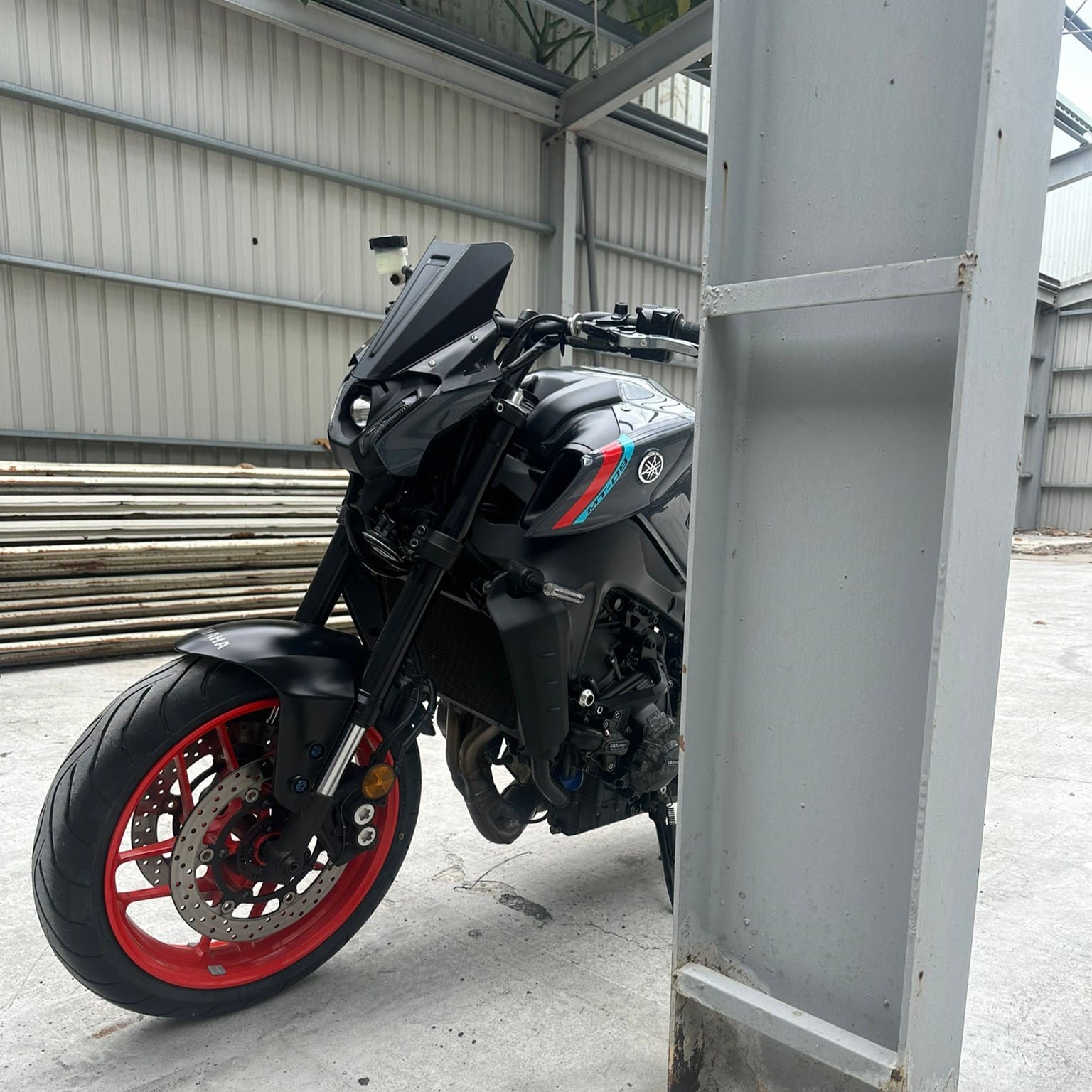 YAMAHA MT-09 - 中古/二手車出售中 2021年 YAMAHA MT-09/0元交車/分期貸款/車換車/線上賞車/到府交車 | 翊帆國際重車