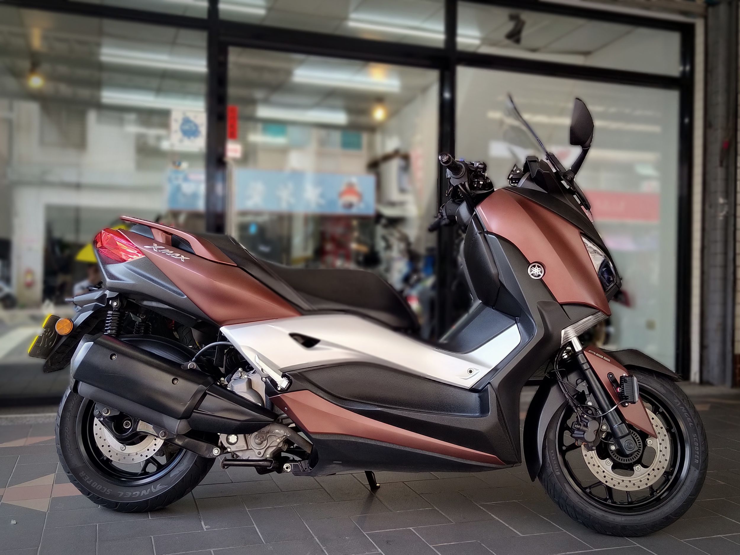 YAMAHA X-MAX 300 - 中古/二手車出售中 X-MAX ABS 總代理，無傷漂亮只跑12480km | 成蘆進口摩托車