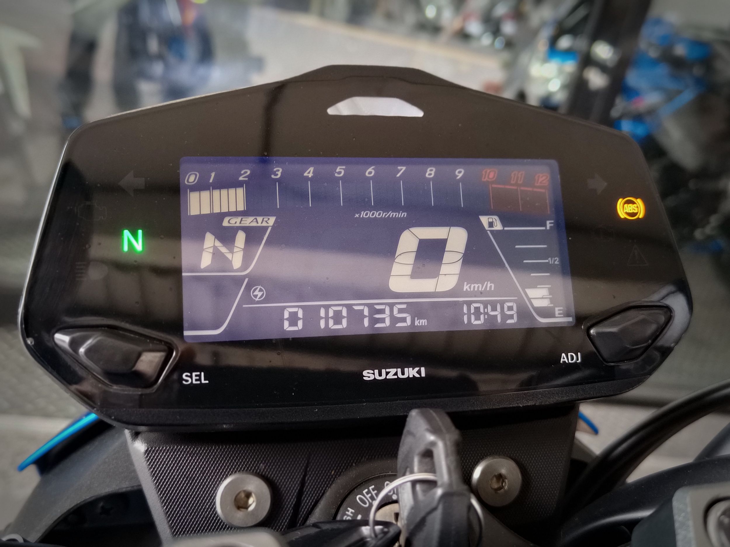 SUZUKI GIXXER 250 - 中古/二手車出售中 GIXXER250 ABS 總代理，全車原漆漂亮，只跑10740km | 成蘆進口摩托車