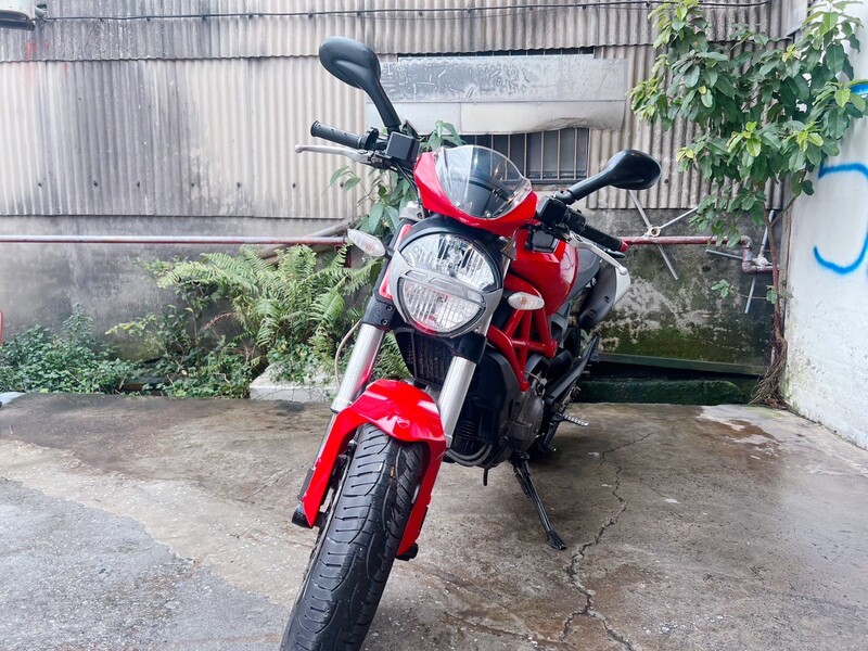 DUCATI MONSTER796 - 中古/二手車出售中 Ducati Monster 796 協助分期、託運、換車補貼、代償結清 Line ID:@q0984380388 | 小菜輕重機