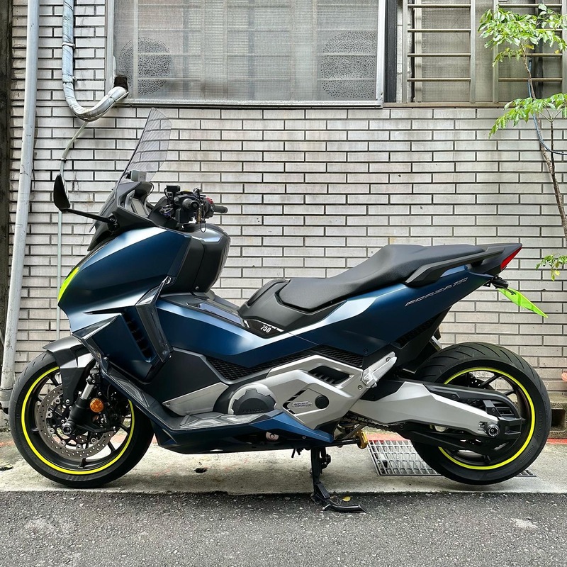 HONDA FORZA 750 - 中古/二手車出售中 本田 Honda Forza750 DCT ABS 總代理 | Ze重機車庫/億大重機