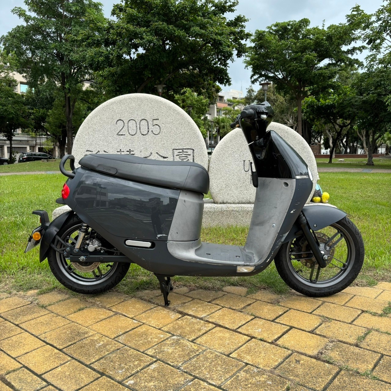 Gogoro Gogoro 2 Plus - 中古/二手車出售中 2019 GOGORO 2 PLUS #2698 現況販售 | 貳輪嶼中古機車專賣-台南店