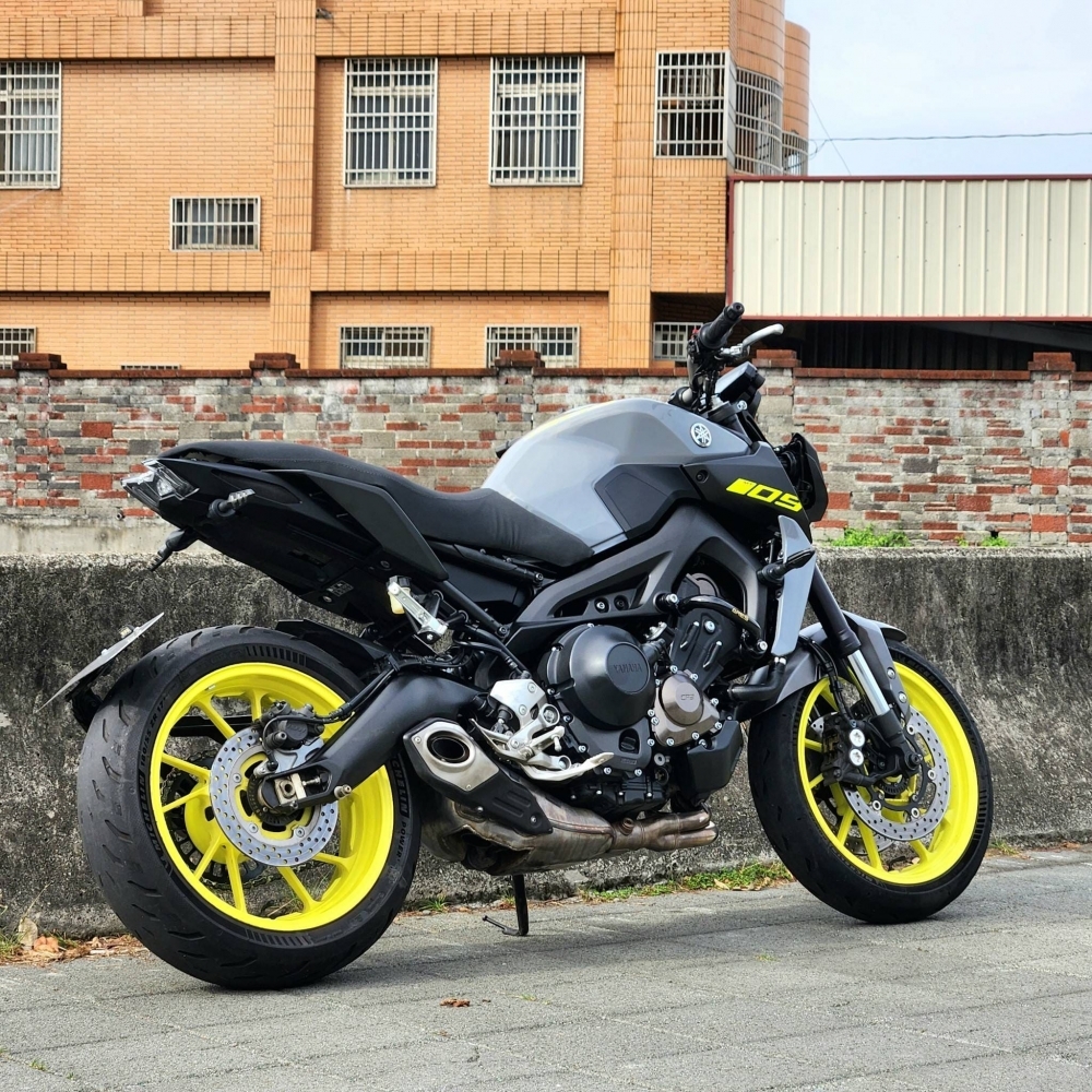 YAMAHA MT-09 - 中古/二手車出售中 【2017 YAMAHA MT-09】 | 翊帆重車阿凱