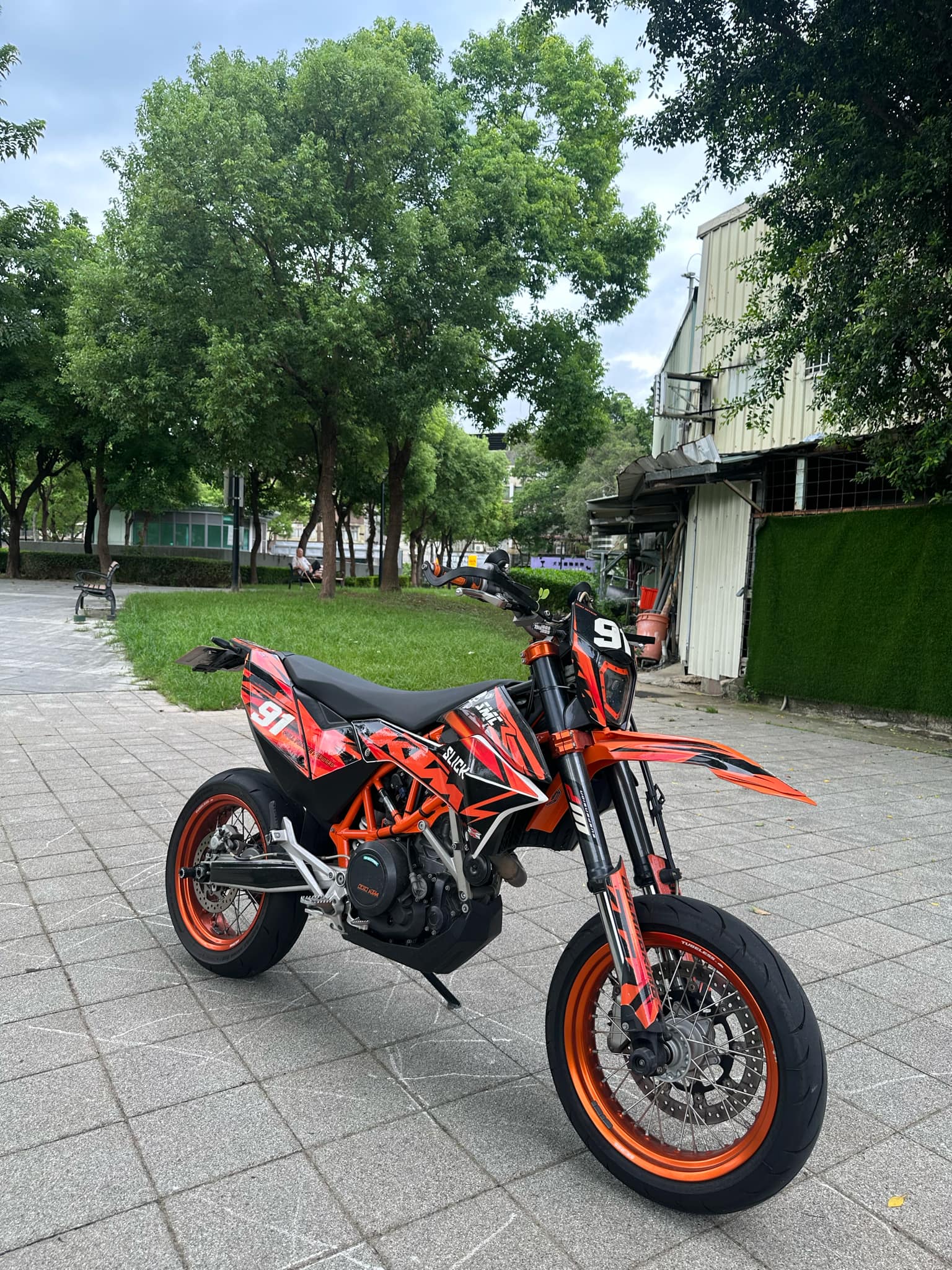 KTM 690SMC R - 中古/二手車出售中 (爵士啊彥)2012年 KTM 690 SMC R 大單缸 舊四碼牌 | 個人自售