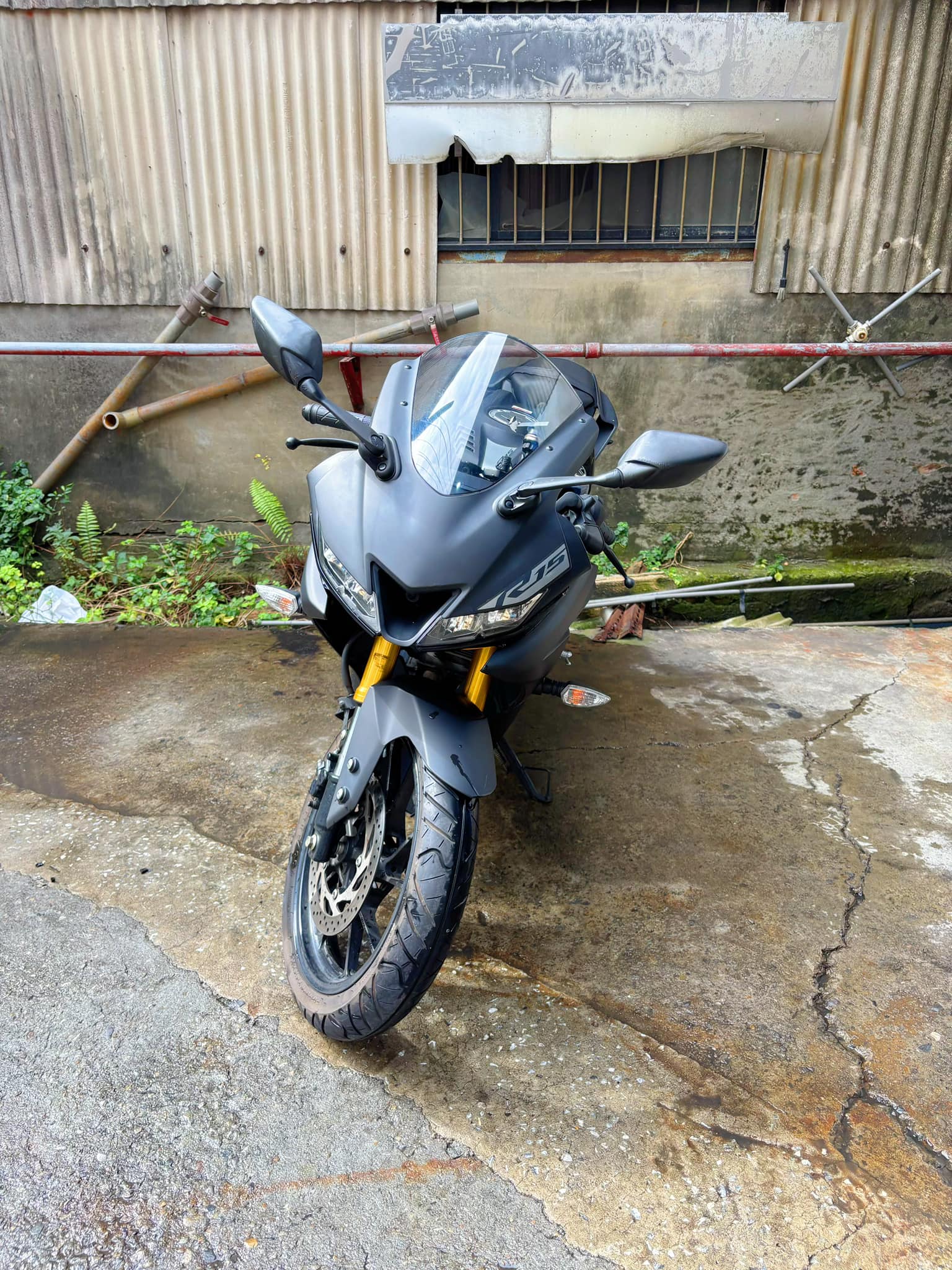 YAMAHA YZF-R15 - 中古/二手車出售中 YAMAHA R15V3 金倒叉 | 個人自售