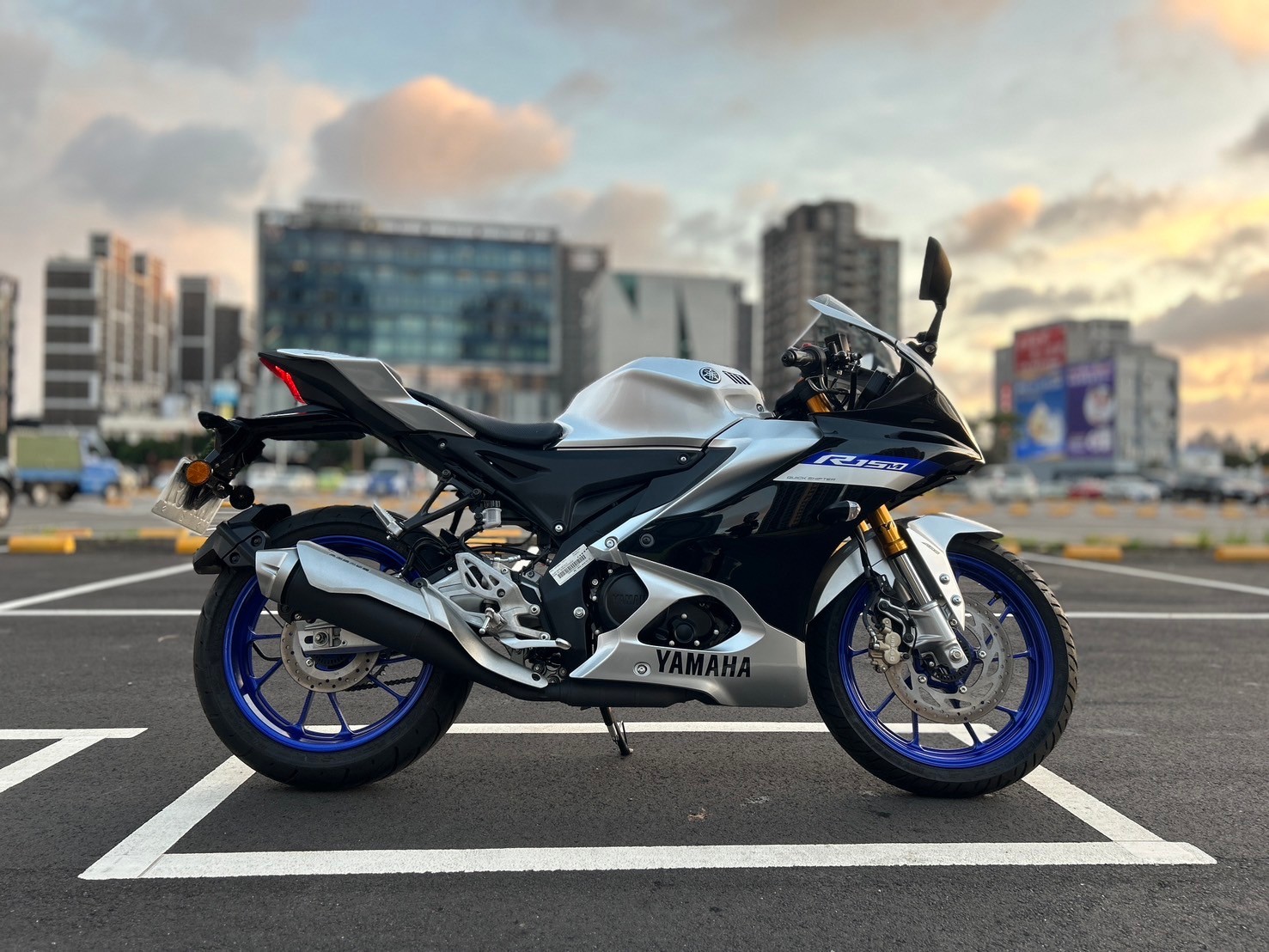 YAMAHA YZF-R15 - 中古/二手車出售中 2022 YAMAHA R15V4 M | 個人自售