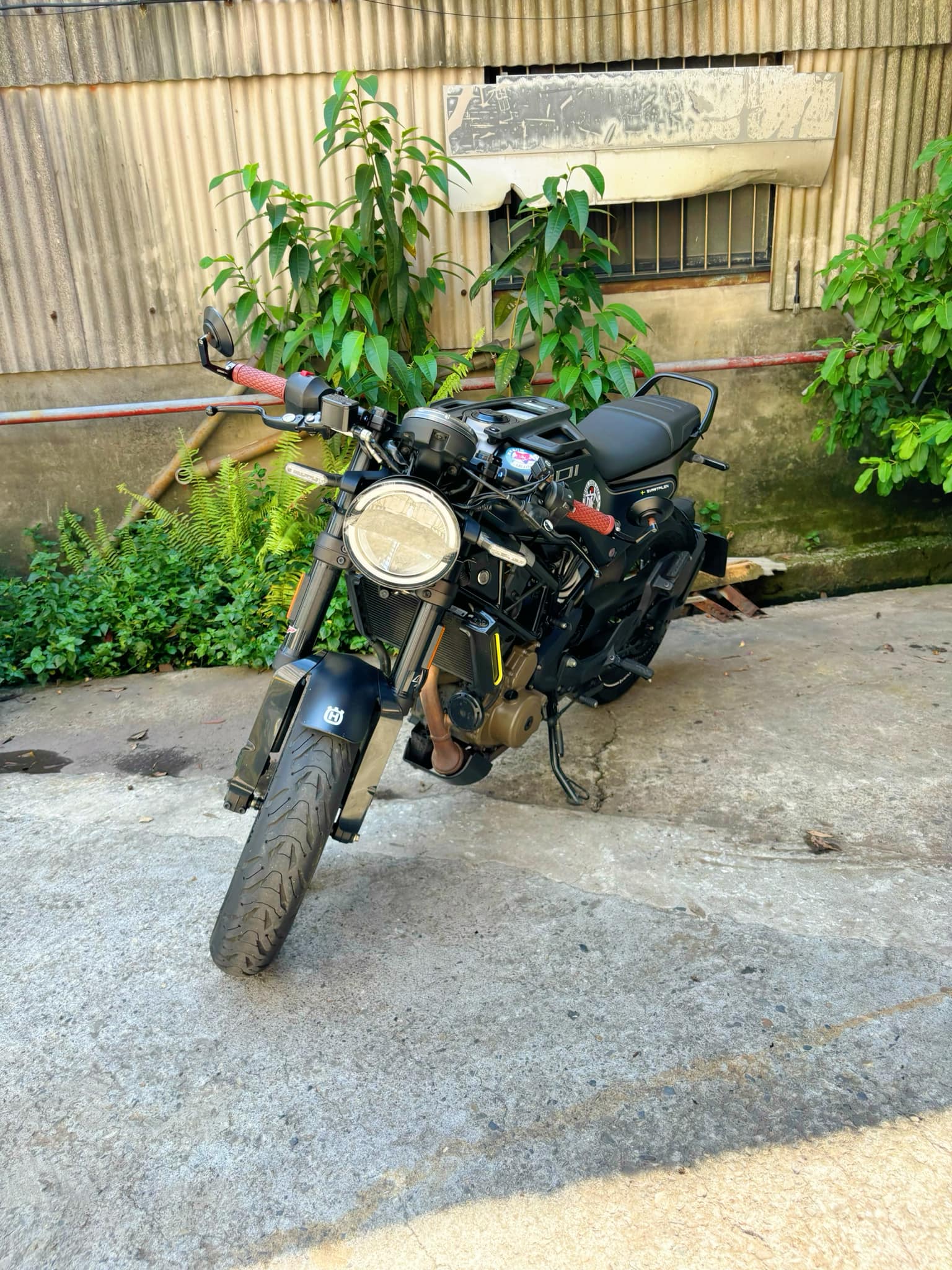 HUSQVARNA SVARTPILEN 401 - 中古/二手車出售中 HUSQVARNA SVARTPILEN 黑箭401 公司車 | 個人自售