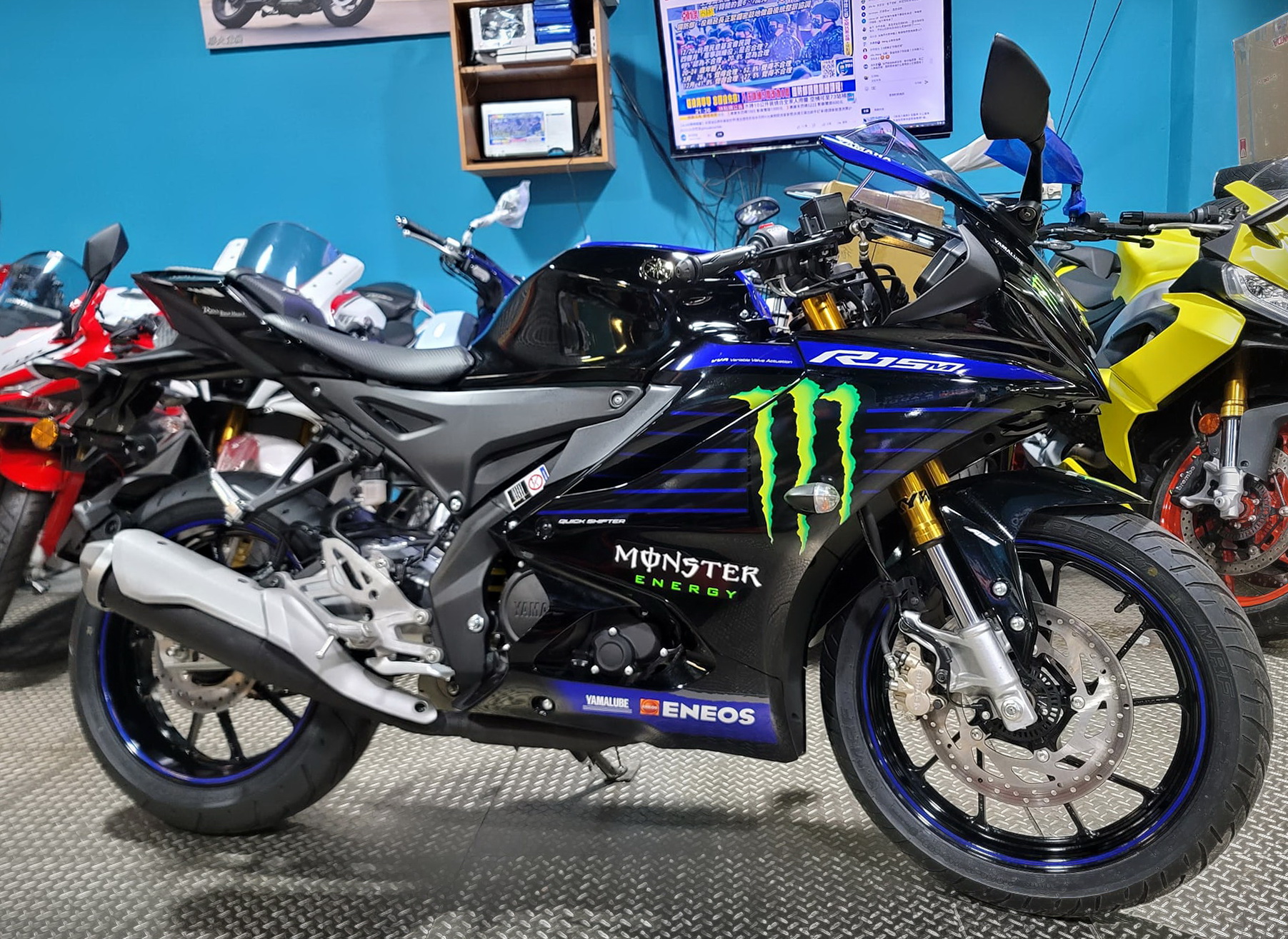 【勝大重機】YAMAHA YZF-R15 - 「Webike-摩托車市」 M【勝大重機】全新車 YAMAHA YZF-R15M Monster GP 魔爪 全新車售價$15.5萬