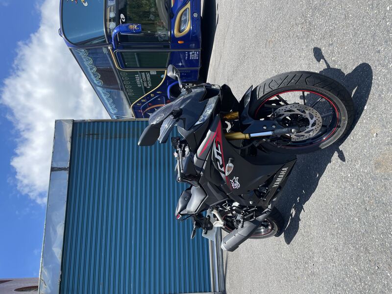 YAMAHA YZF-R15 - 中古/二手車出售中 山葉 R15 155 金倒叉 全車原廠原漆 低里程  | 輝鴻車業(1陸捌車業)