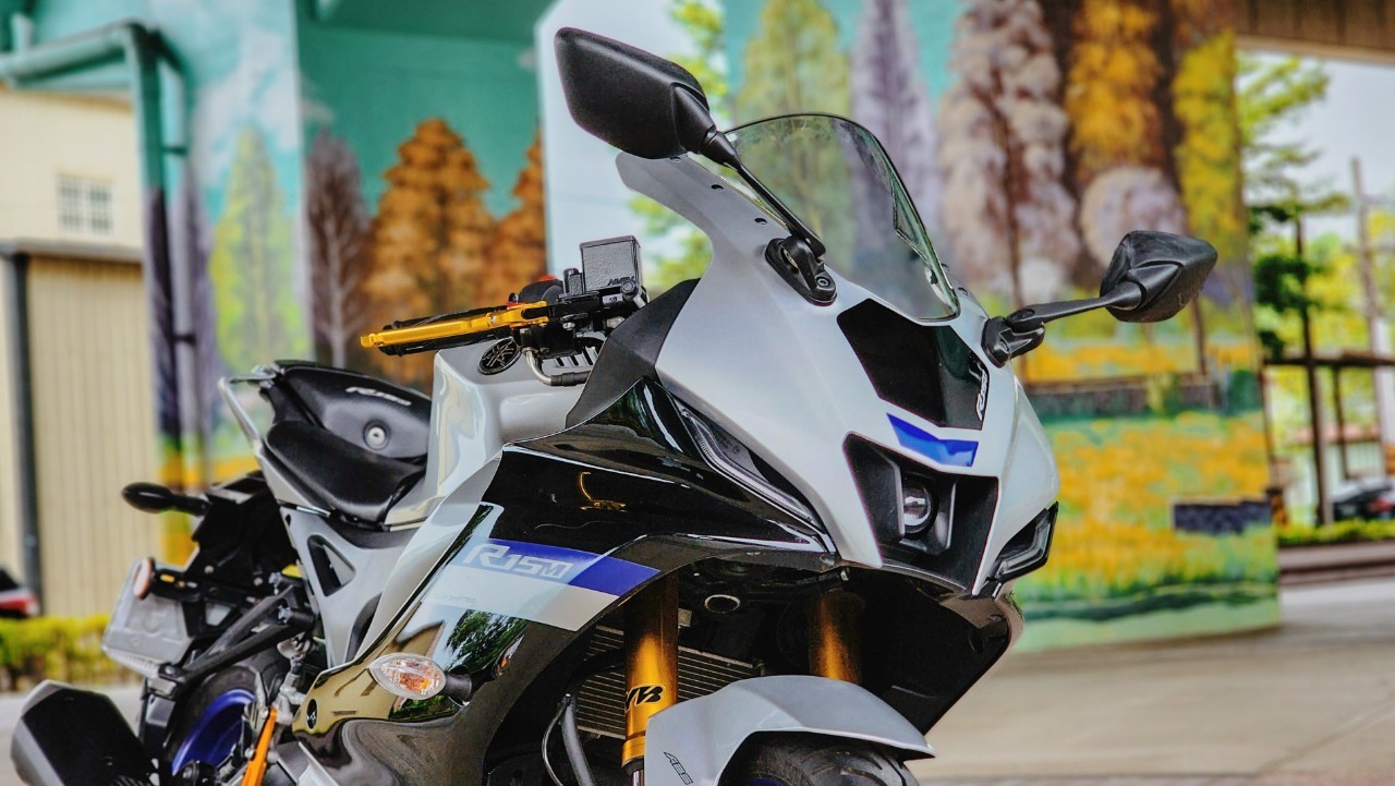 YAMAHA YZF-R15(泰規) - 中古/二手車出售中 2022 YAMAHA YZF R15 V4 M版 原廠配備超多 僅跑七千公里 | 個人自售