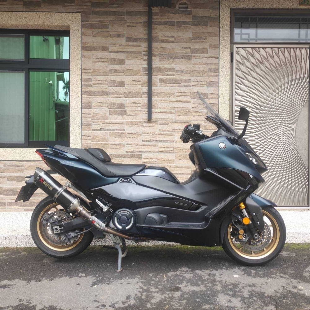 YAMAHA TMAX560 - 中古/二手車出售中 【2022 YAMAHA TMAX560】 | 翊帆重車阿凱