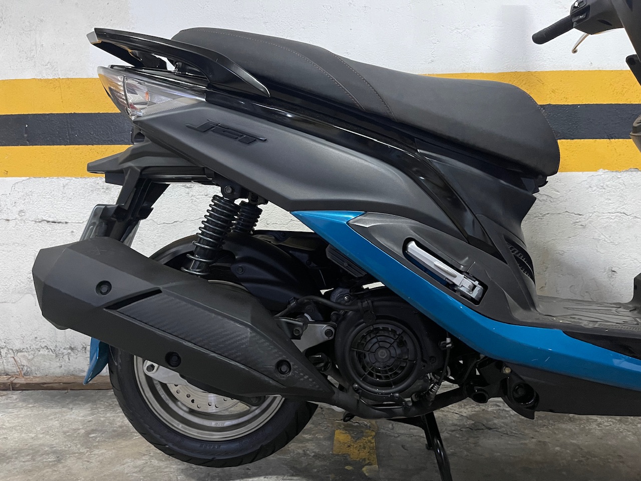 三陽 JET SR - 中古/二手車出售中 賣代步三陽JET SR 125 CBS 2021年 雙碟 原廠車款引擊沒改，引擎性能都不錯，好騎好發，通勤、接送、外送代步都很可以喔～ | 個人自售