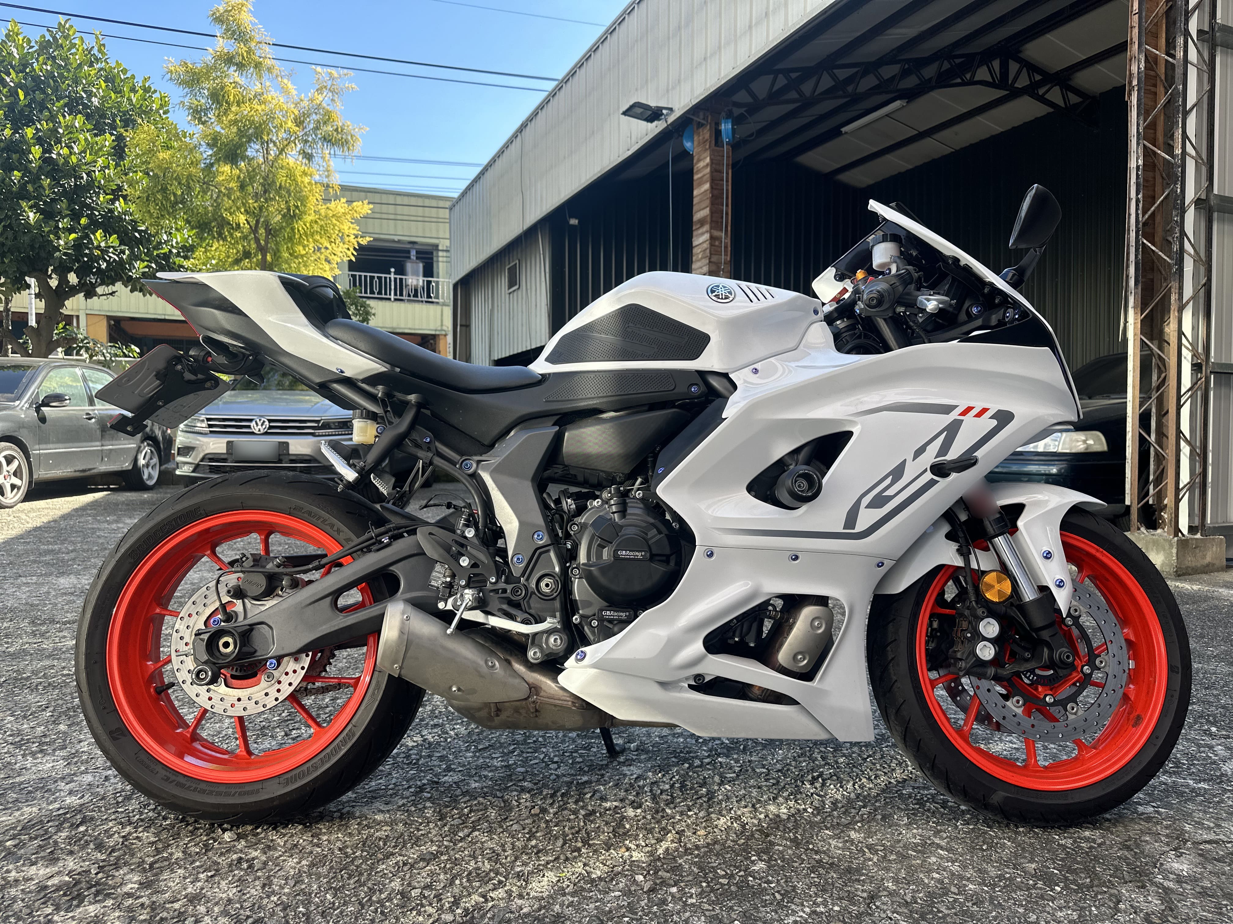 YAMAHA YZF-R7 - 中古/二手車出售中 2023年 YAMAHA YZF-R7/0元交車/分期貸款/車換車/線上賞車/到府交車 | 翊帆國際重車