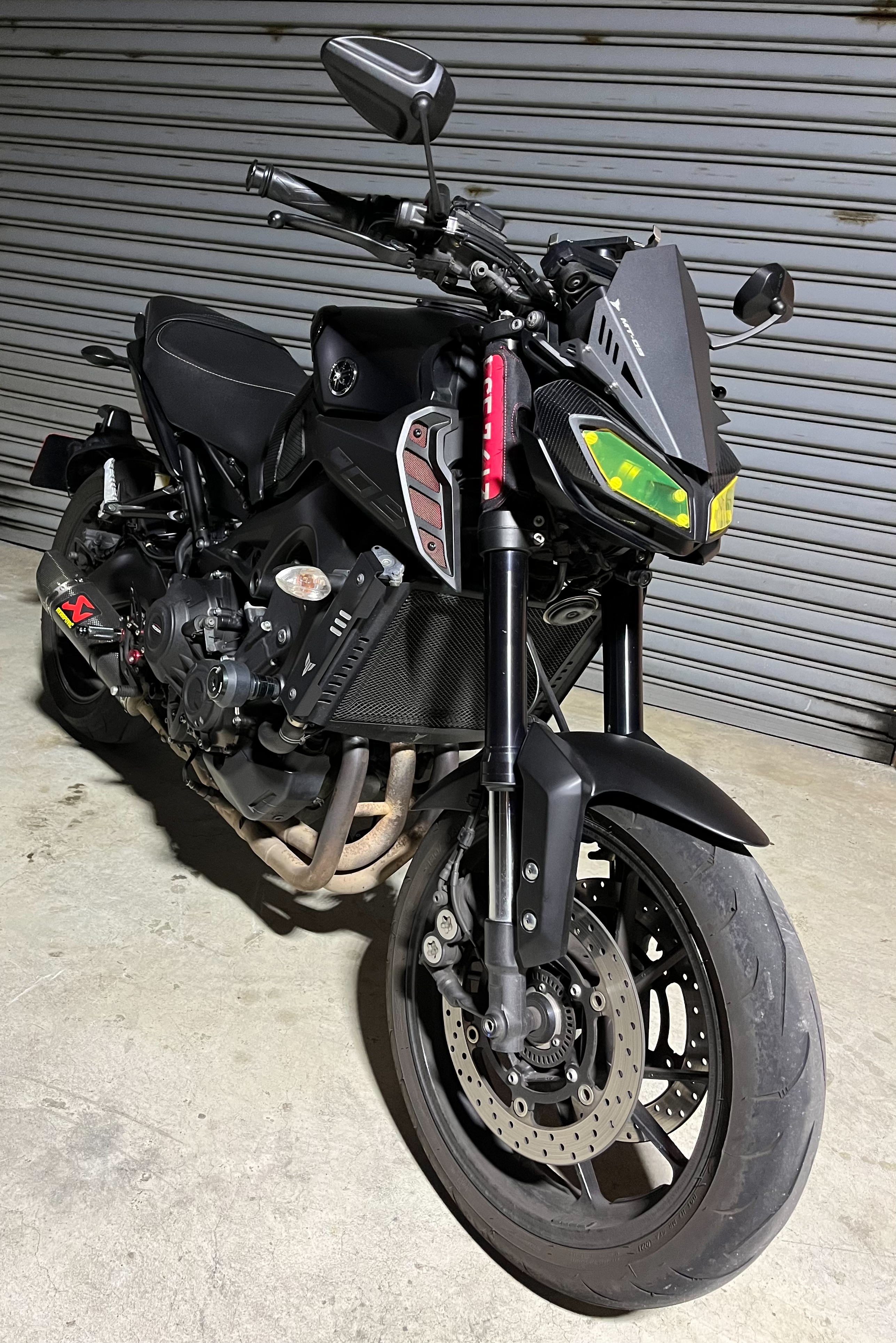 YAMAHA MT-09 - 中古/二手車出售中 MT-09二代 快排＋碳蠍 車況極佳 | 個人自售