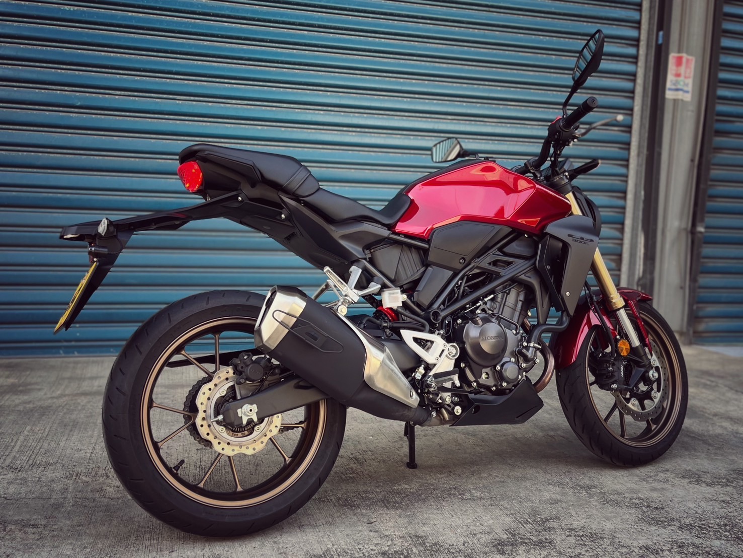 HONDA CB300R - 中古/二手車出售中 台本車 里程保證 無摔車無事故 | 小資族二手重機買賣