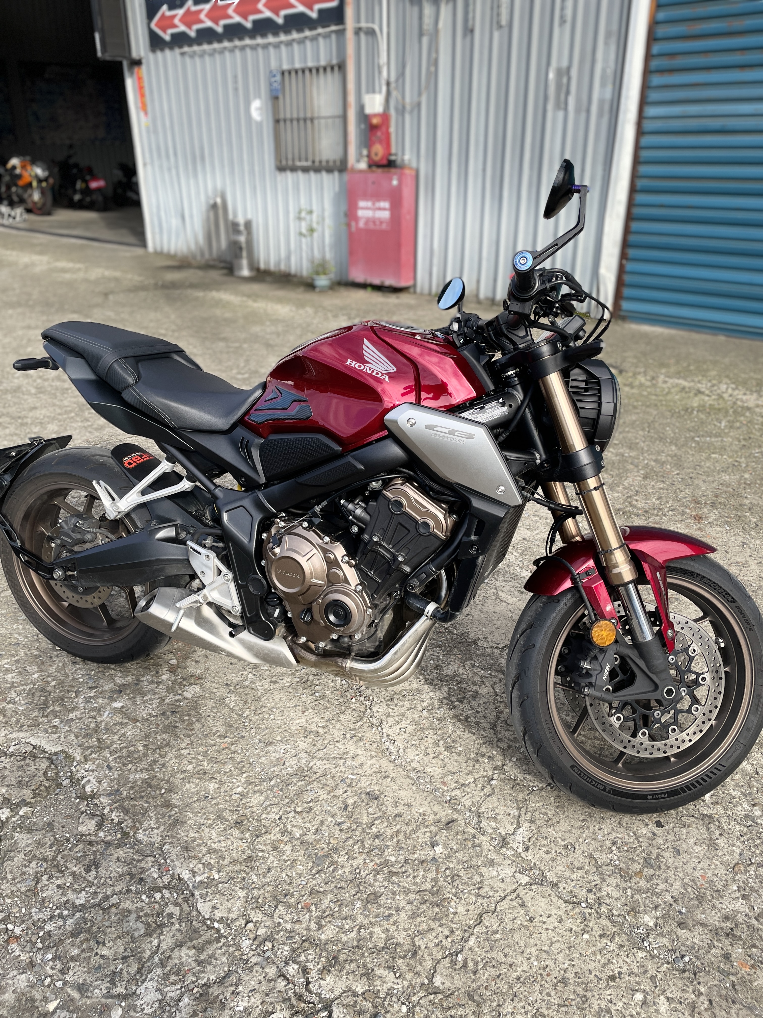 HONDA CB650R - 中古/二手車出售中 重機仁大叔-售CBR650R 刷全馬快排 | 個人自售