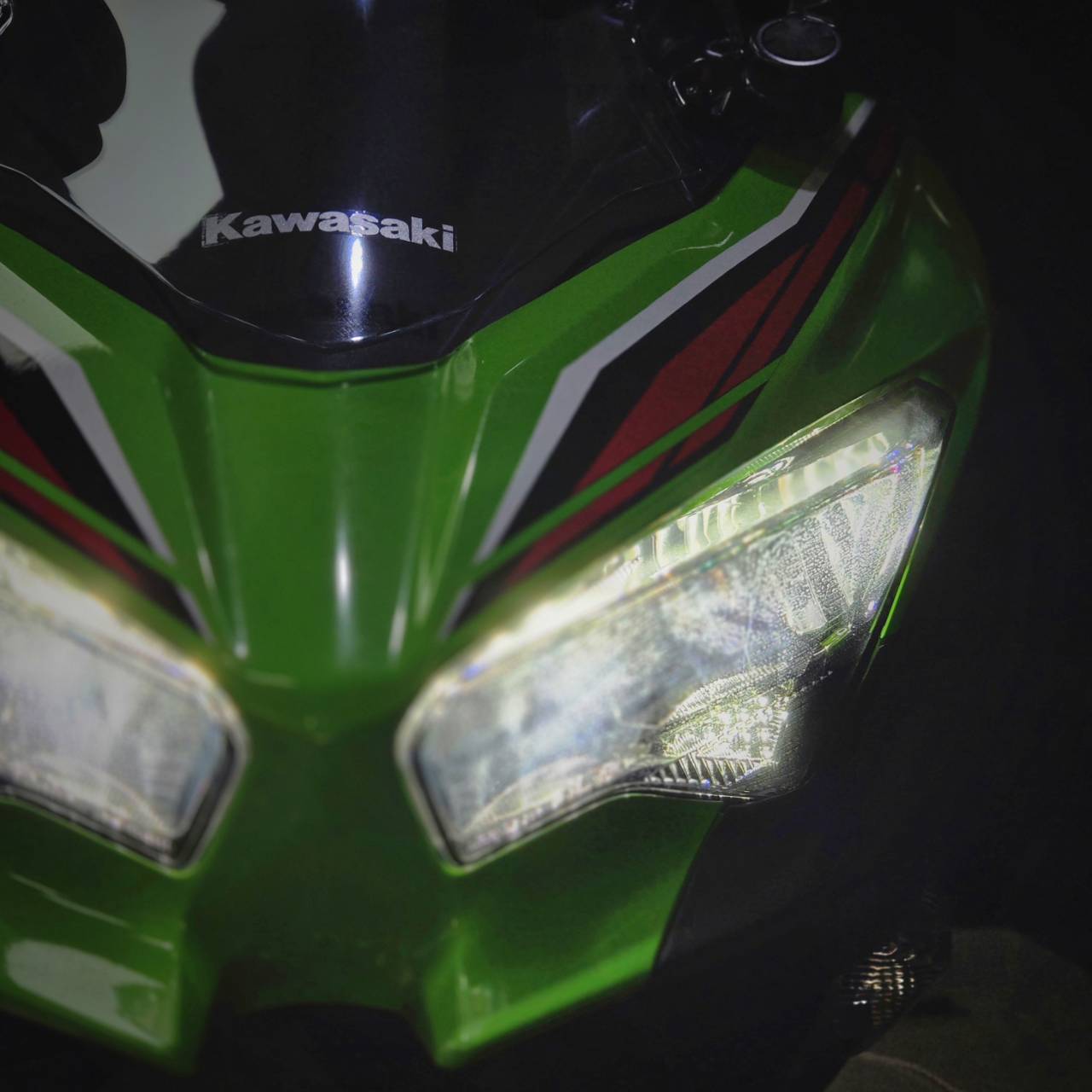 KAWASAKI NINJA400 - 中古/二手車出售中 Kawasaki Ninja400 ABS 2023 KRT萊姆綠 歡迎來店賞車 保證車況無倒無摔 里程履約保證無調錶 | 個人自售