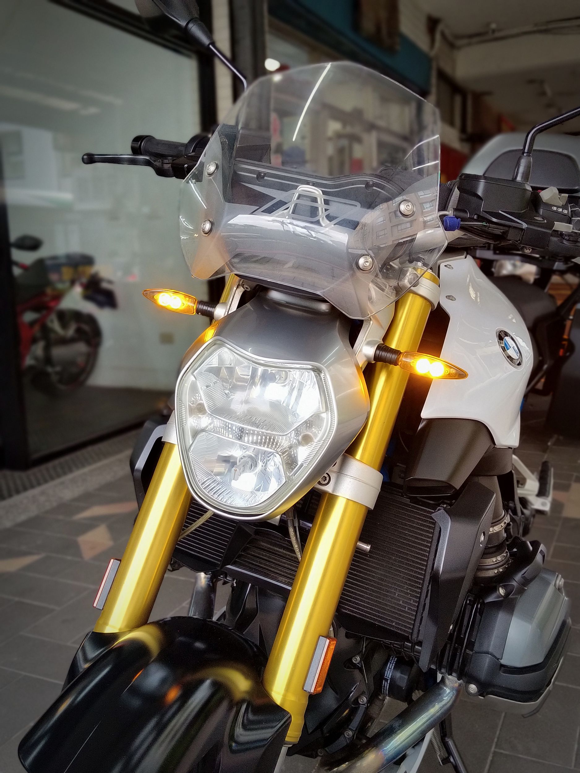 BMW R1200R - 中古/二手車出售中 R1200R ABS 總代理，原漆美車只跑28030km | 成蘆進口摩托車