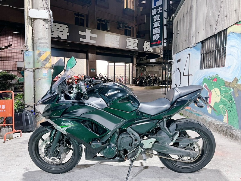 KAWASAKI NINJA650 - 中古/二手車出售中 Kawasaki 忍者650 ABS 可分期 可換車 歡迎詢問:line:@q0984380388 | 個人自售