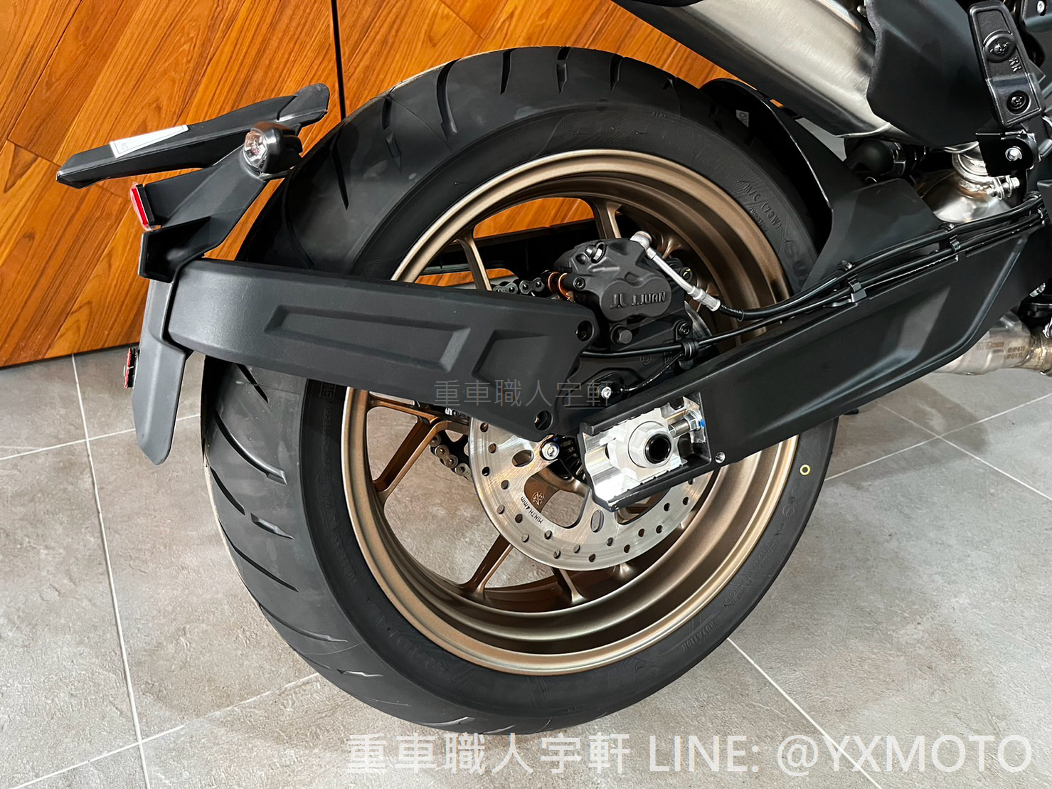  CFMOTO  800NK 新車出售中 【健雄宇軒】全額零利率 ! CFMOTO 800NK 黑色 強悍街跑 總代理公司車 | 重車銷售職人-宇軒 (敏傑)